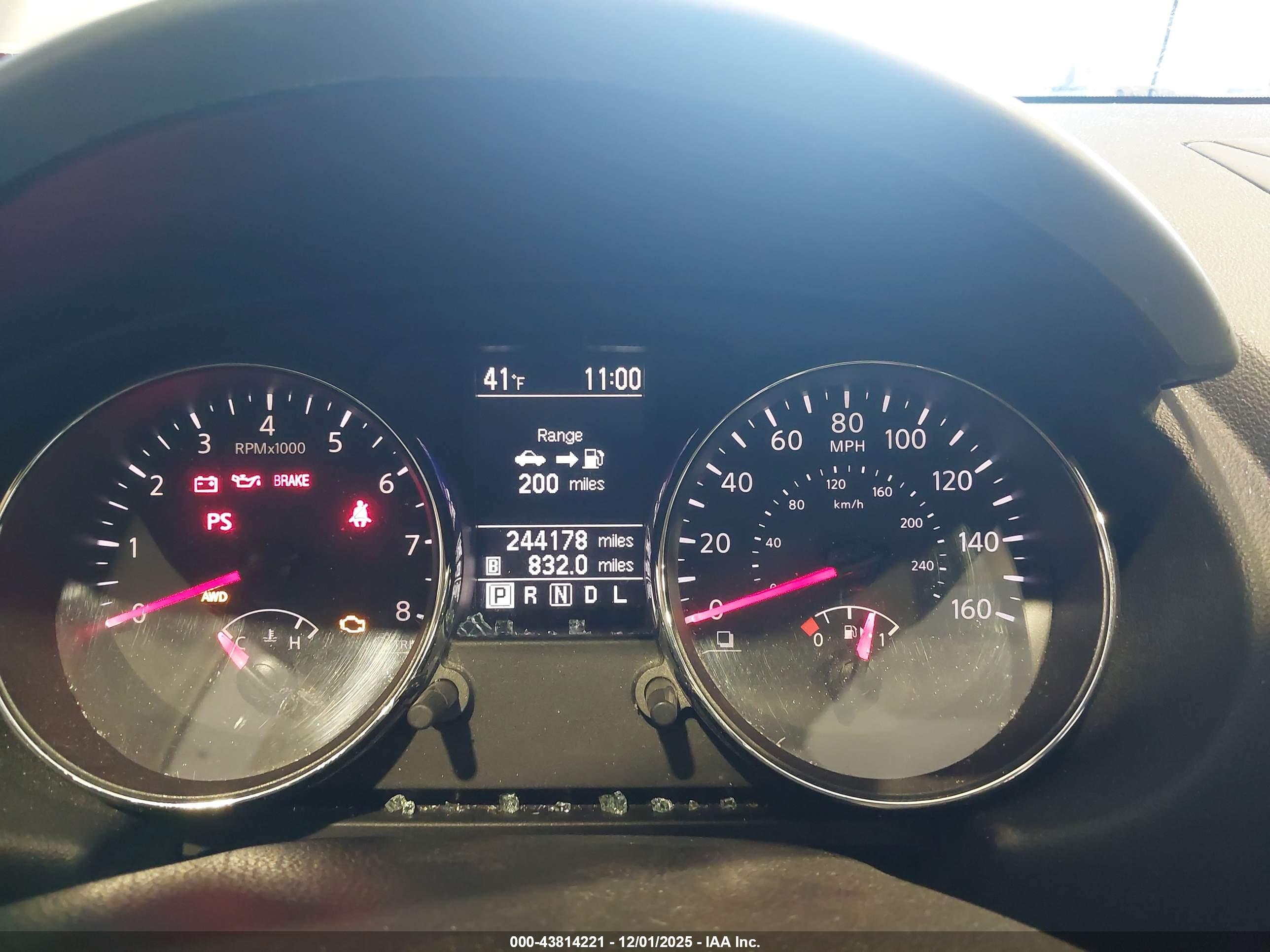 NISSAN ROGUE image 7