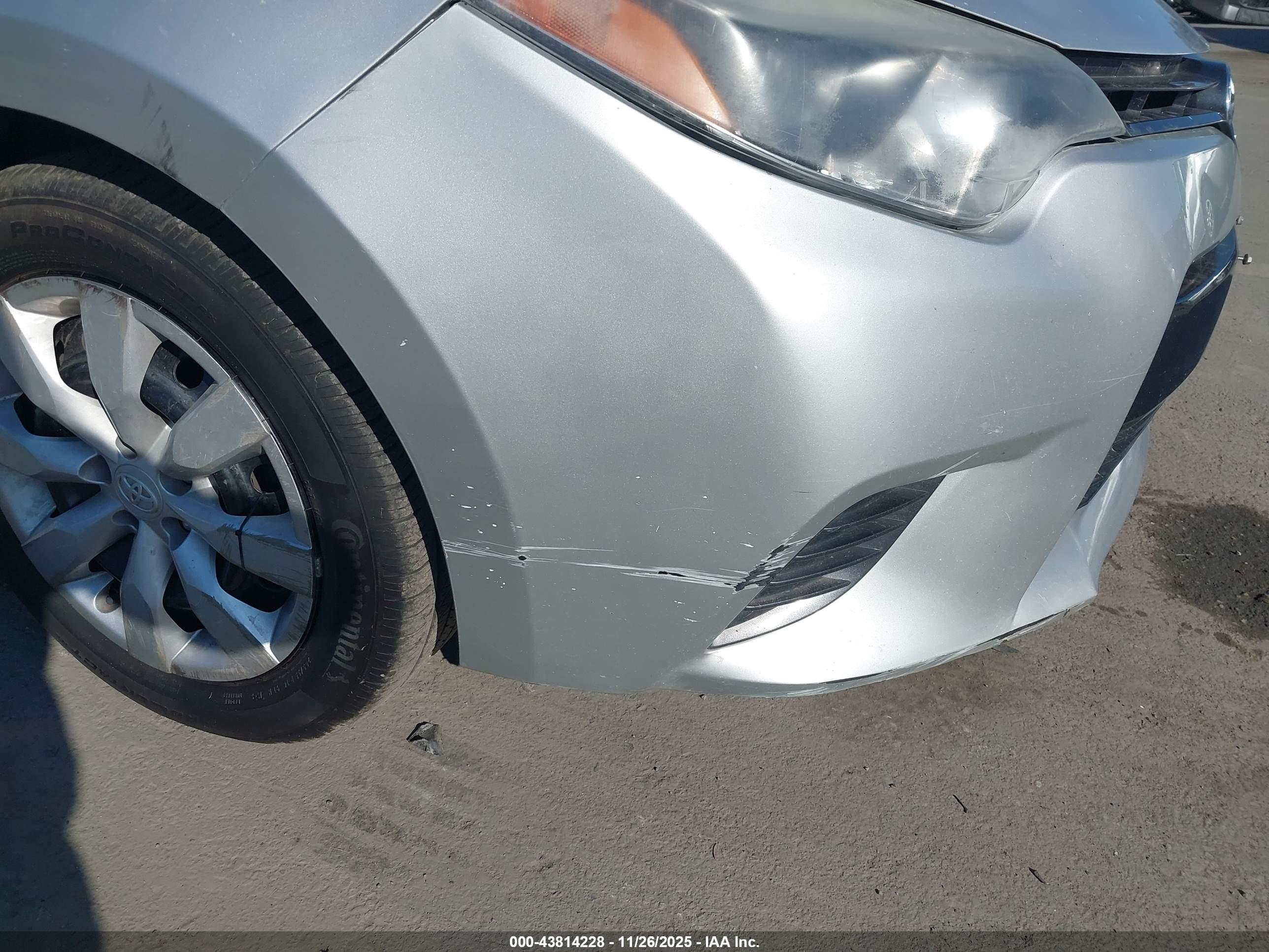 TOYOTA COROLLA image 6