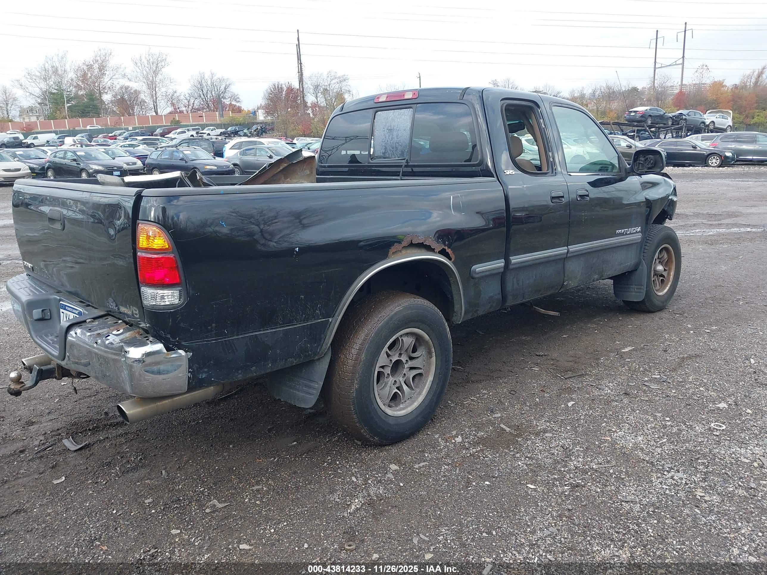 TOYOTA TUNDRA image 4