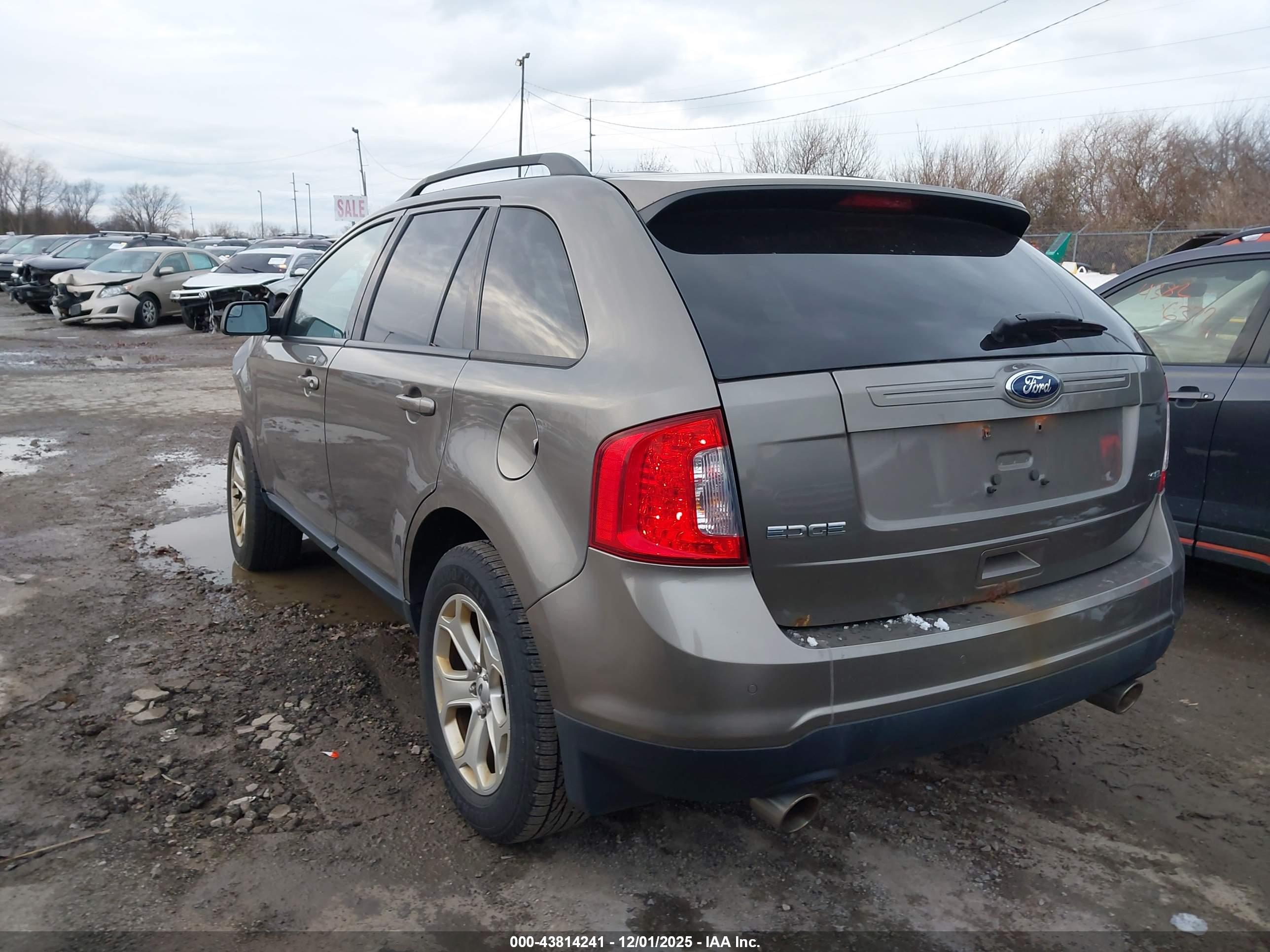FORD EDGE image 3