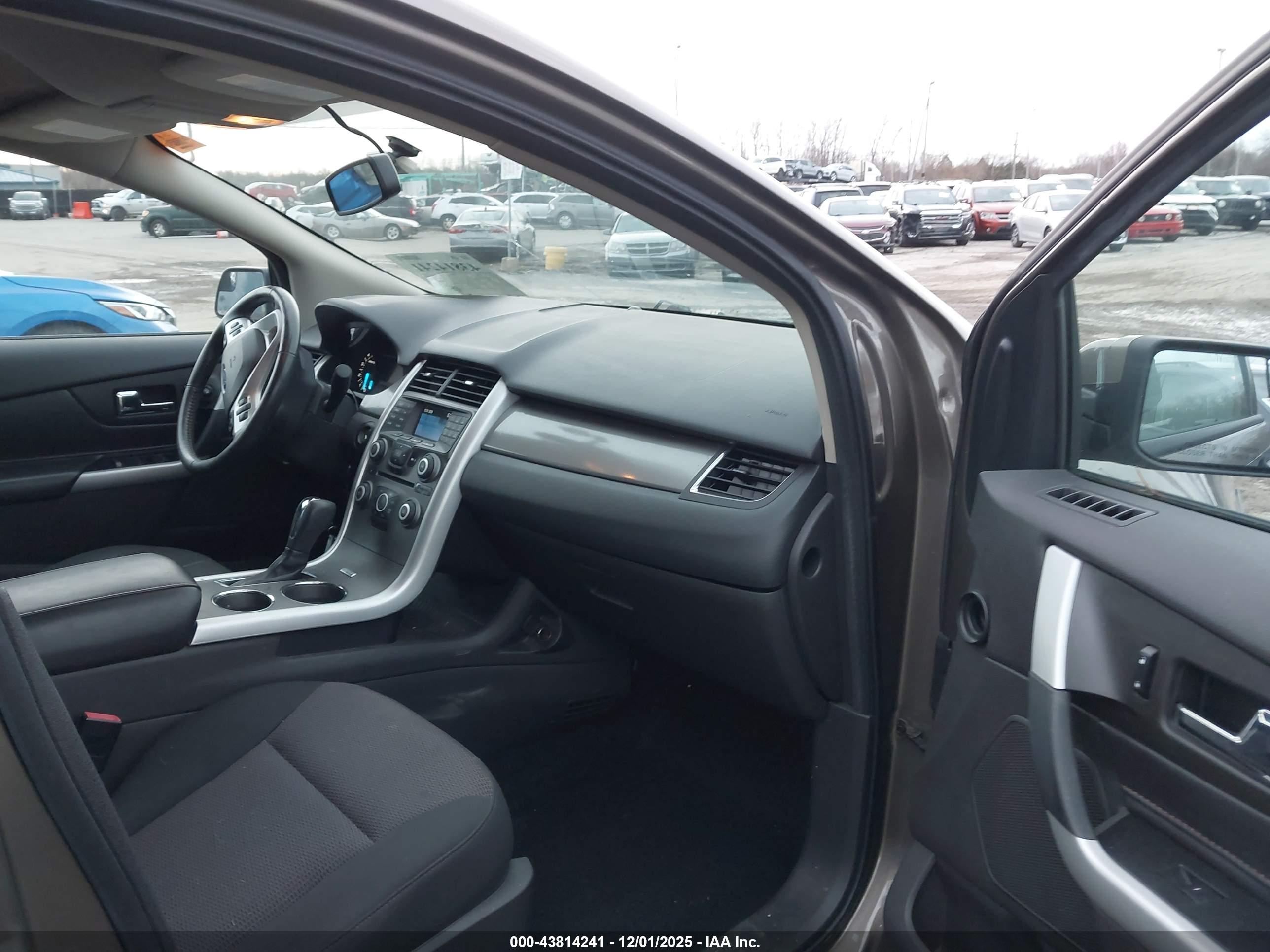 FORD EDGE image 5