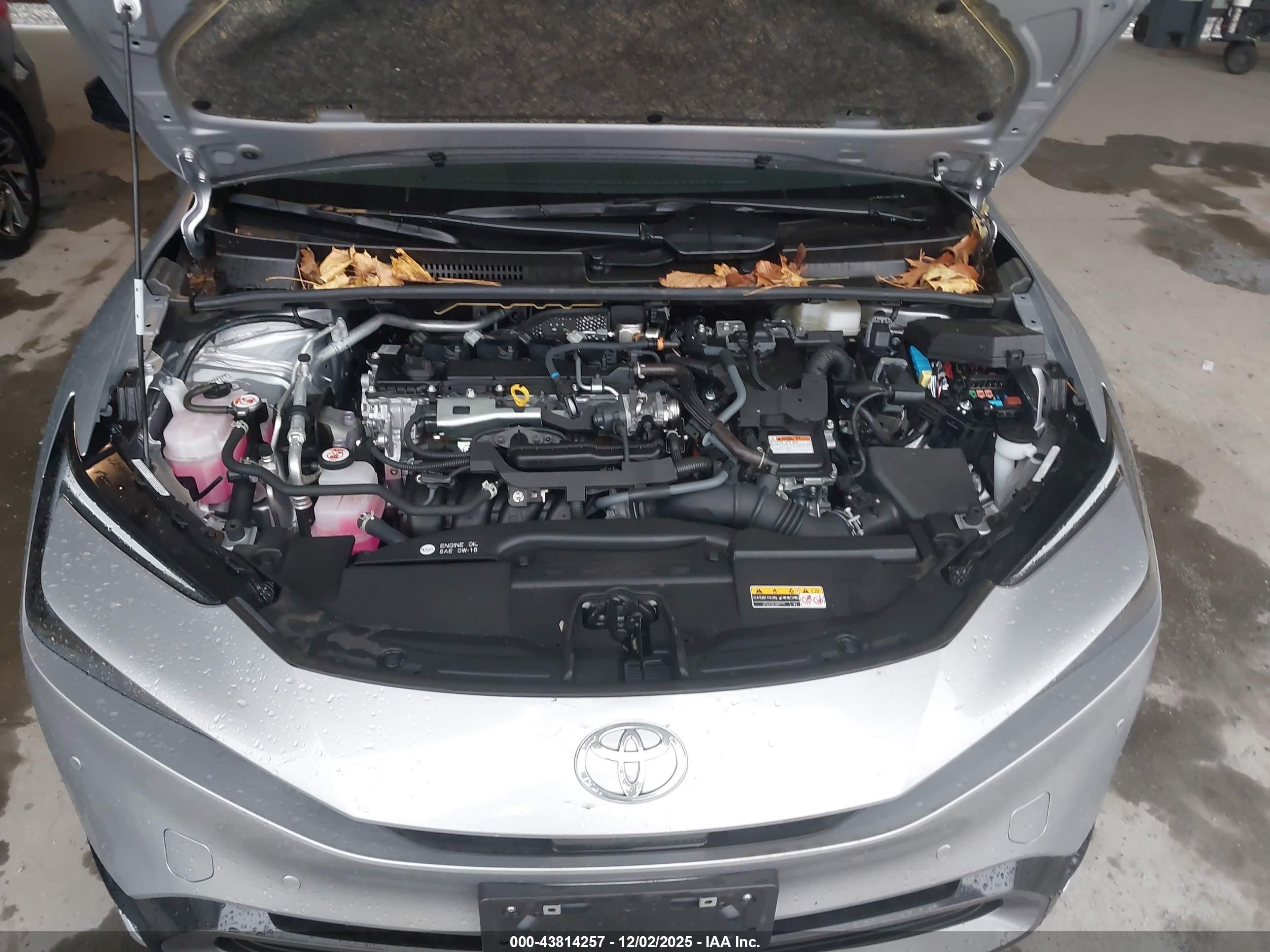 TOYOTA PRIUS image 10