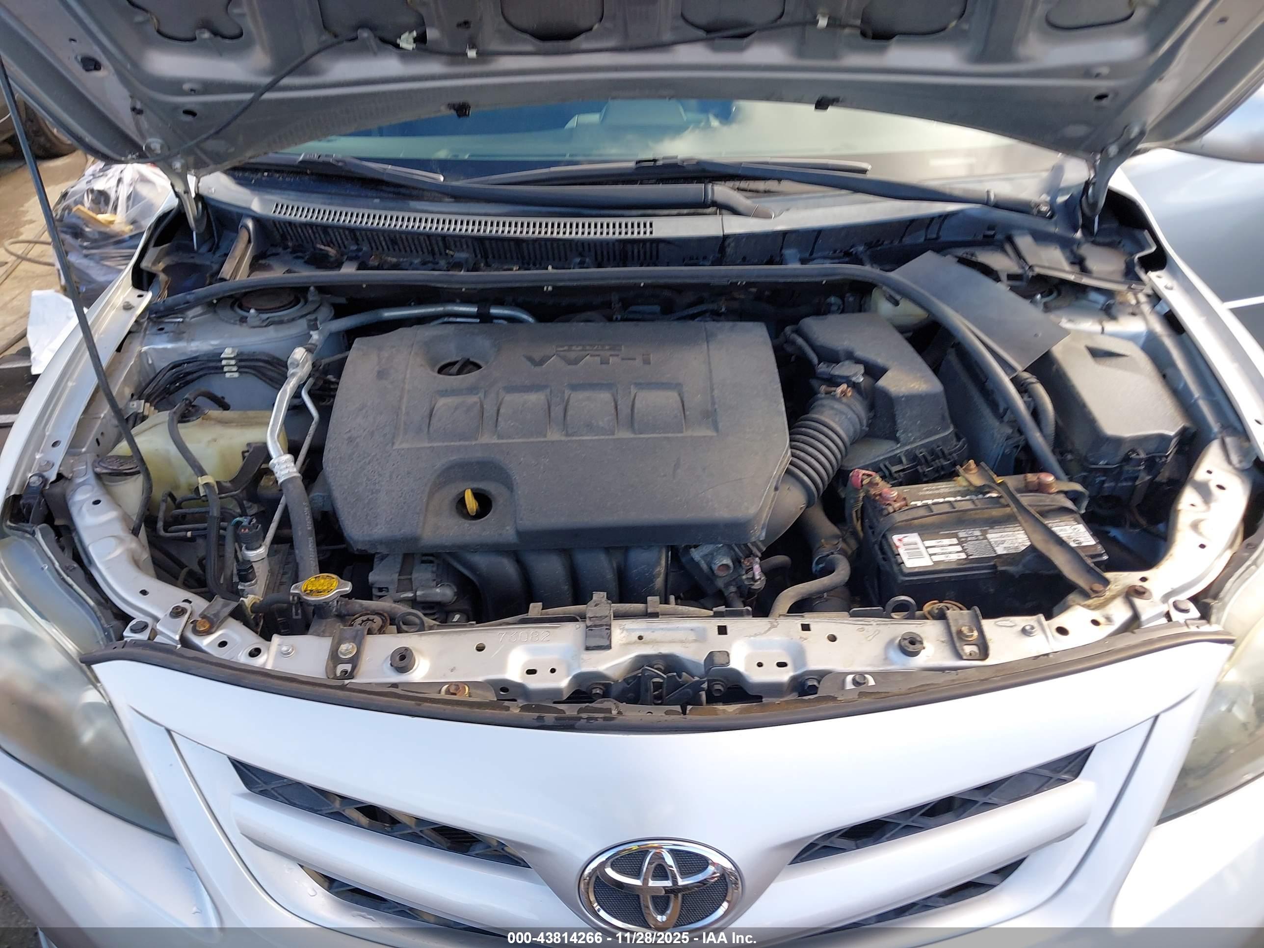 TOYOTA COROLLA image 10
