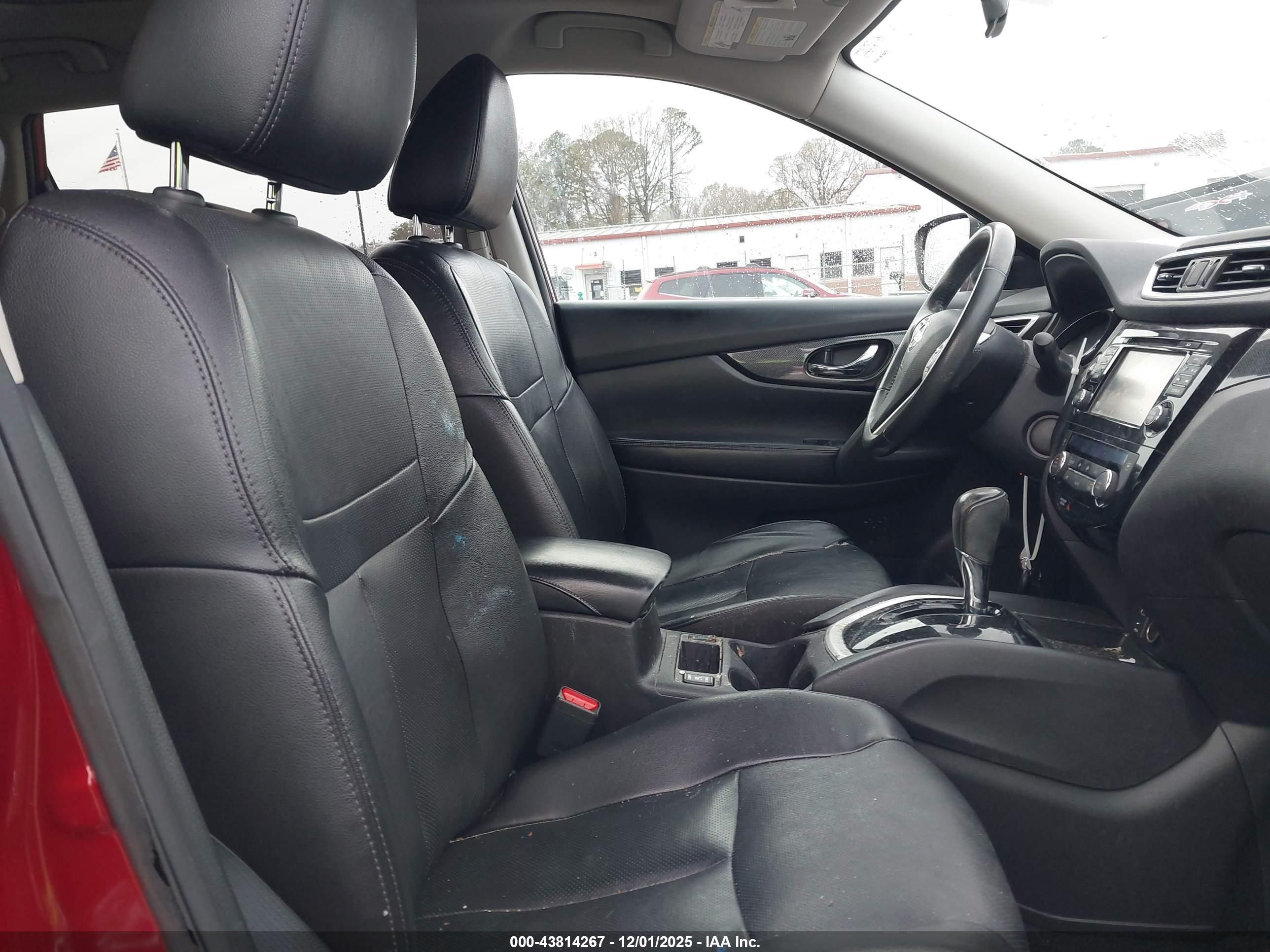 NISSAN ROGUE image 5