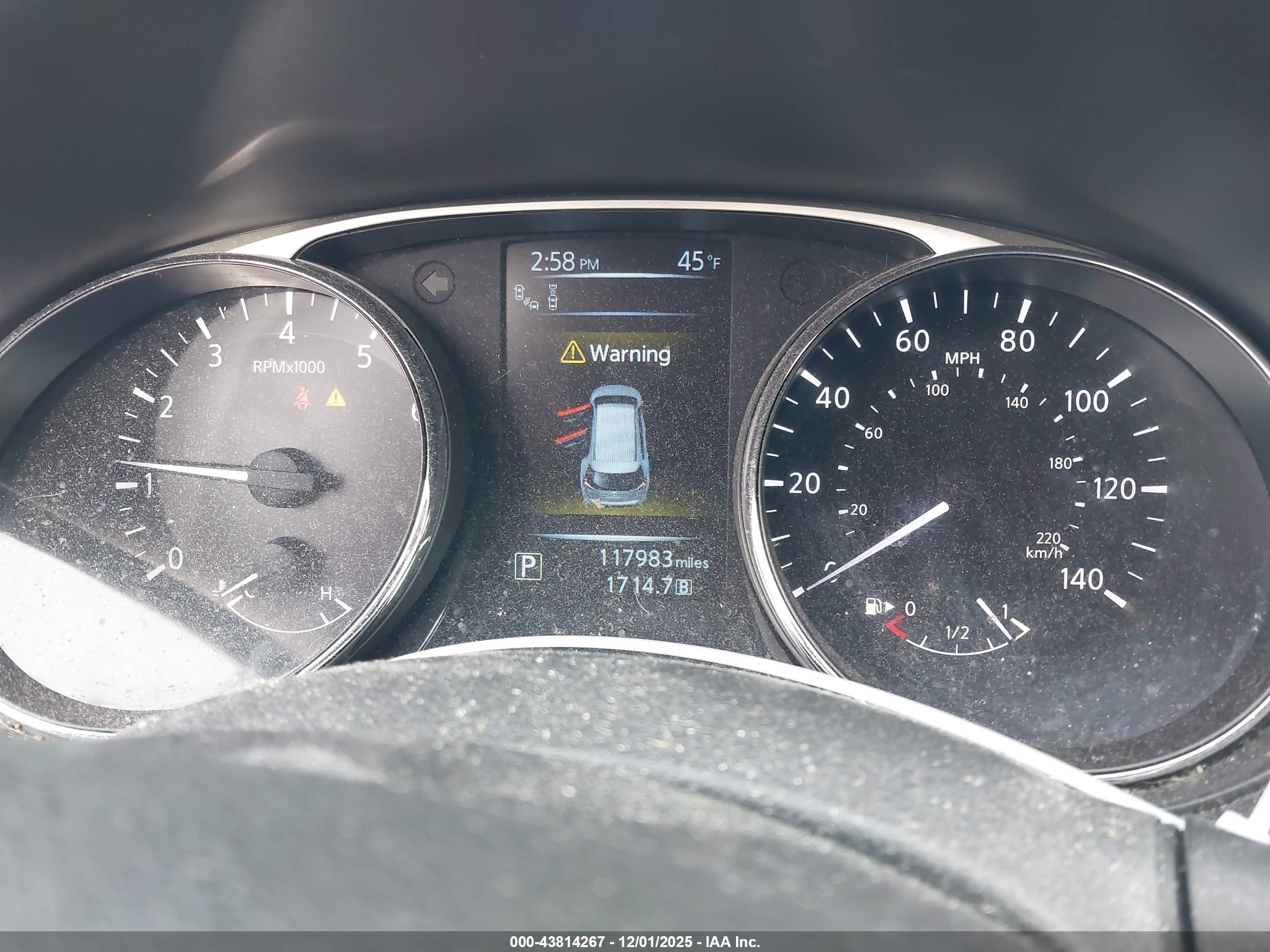 NISSAN ROGUE image 7
