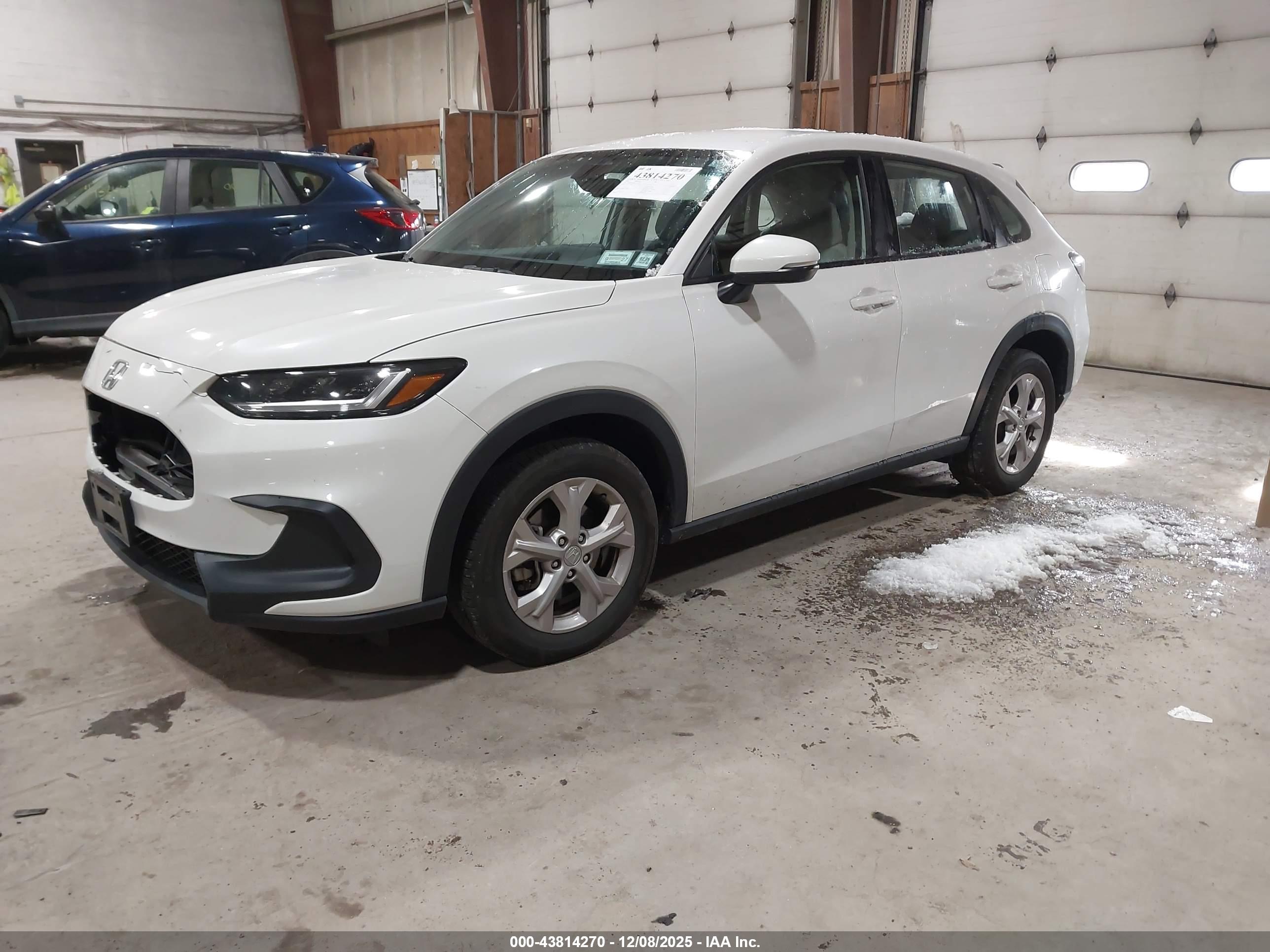 HONDA HR-V image 2