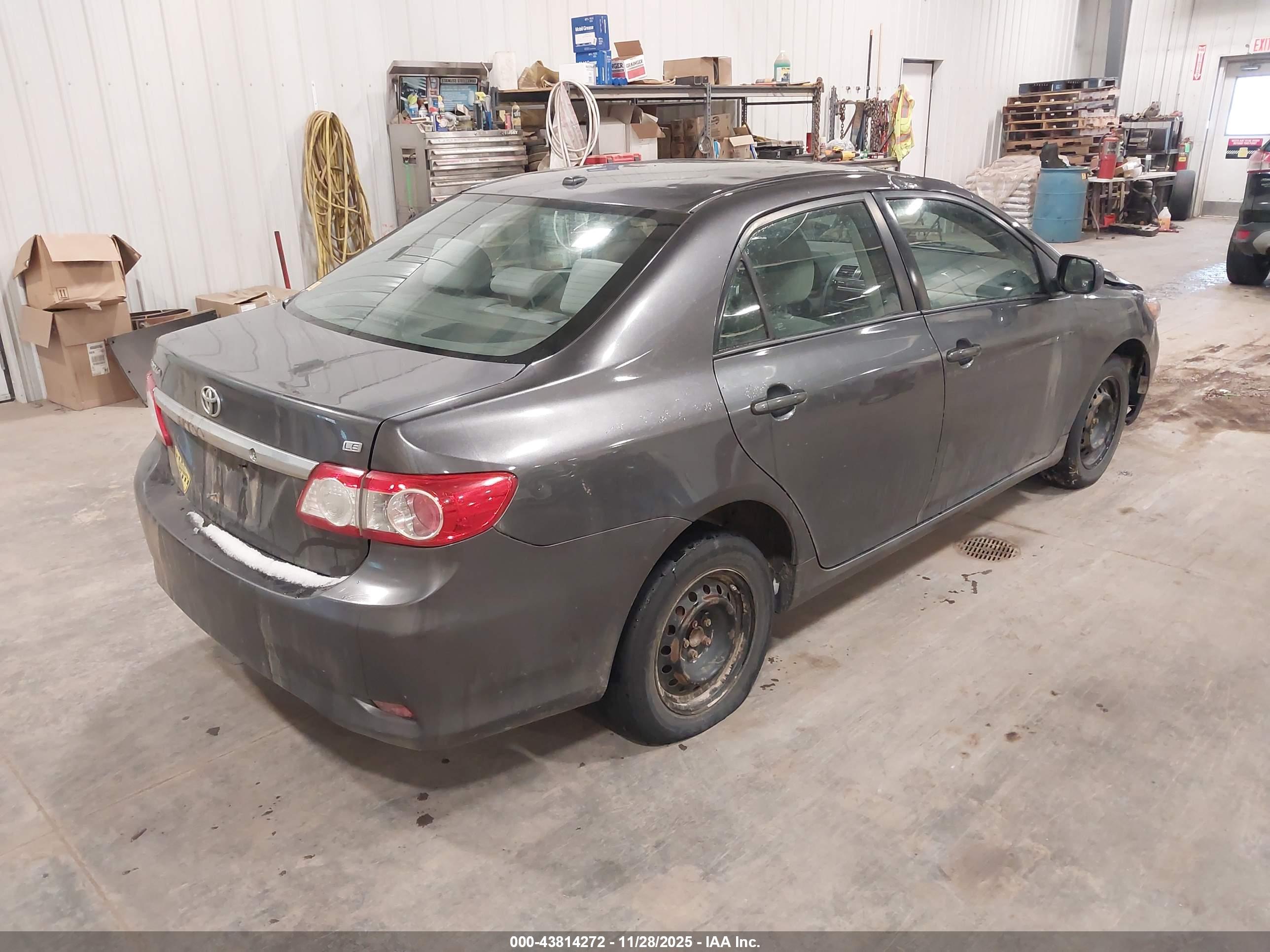 TOYOTA COROLLA image 4