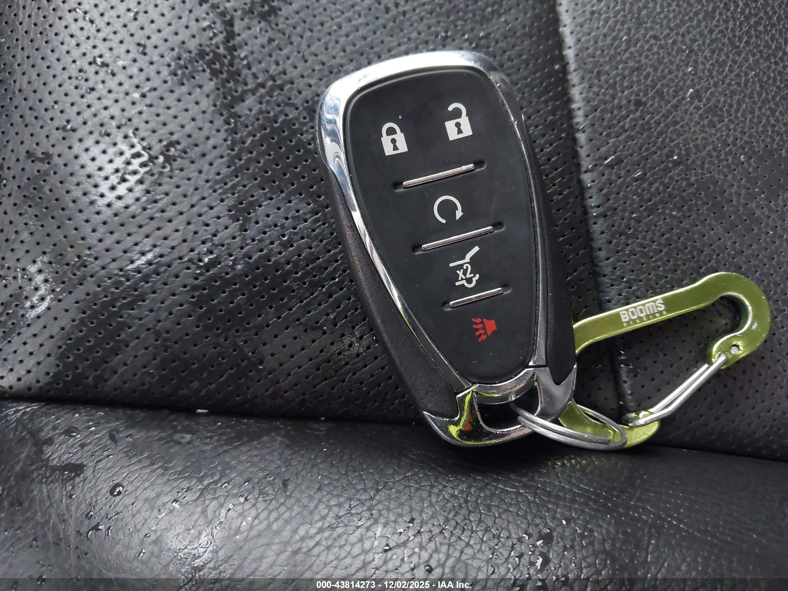 CHEVROLET EQUINOX image 11