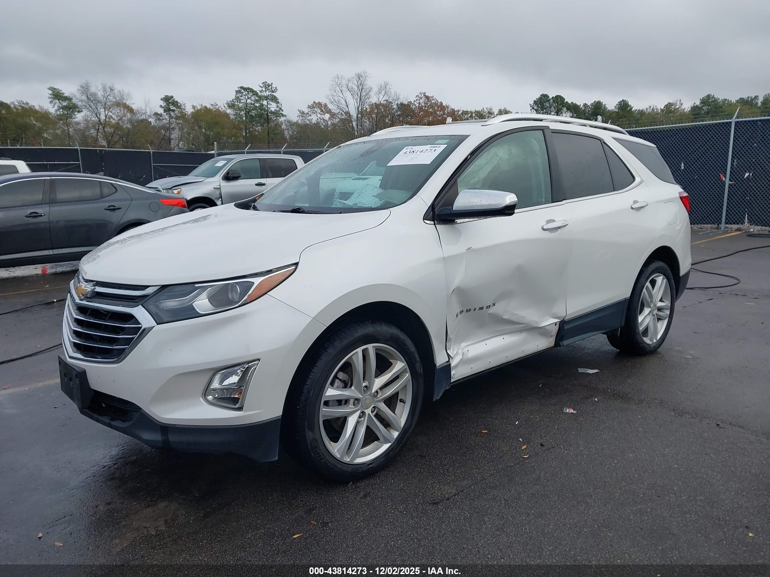 CHEVROLET EQUINOX image 2