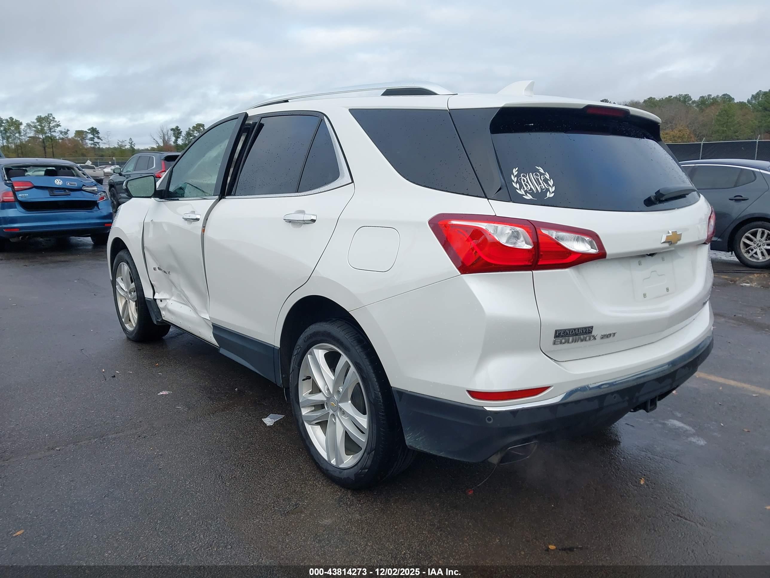 CHEVROLET EQUINOX image 3
