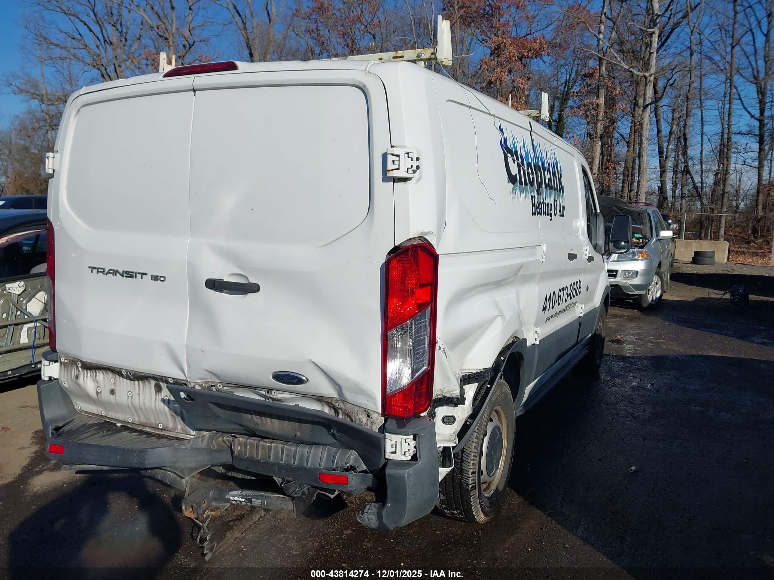 FORD TRANSIT-150 image 6