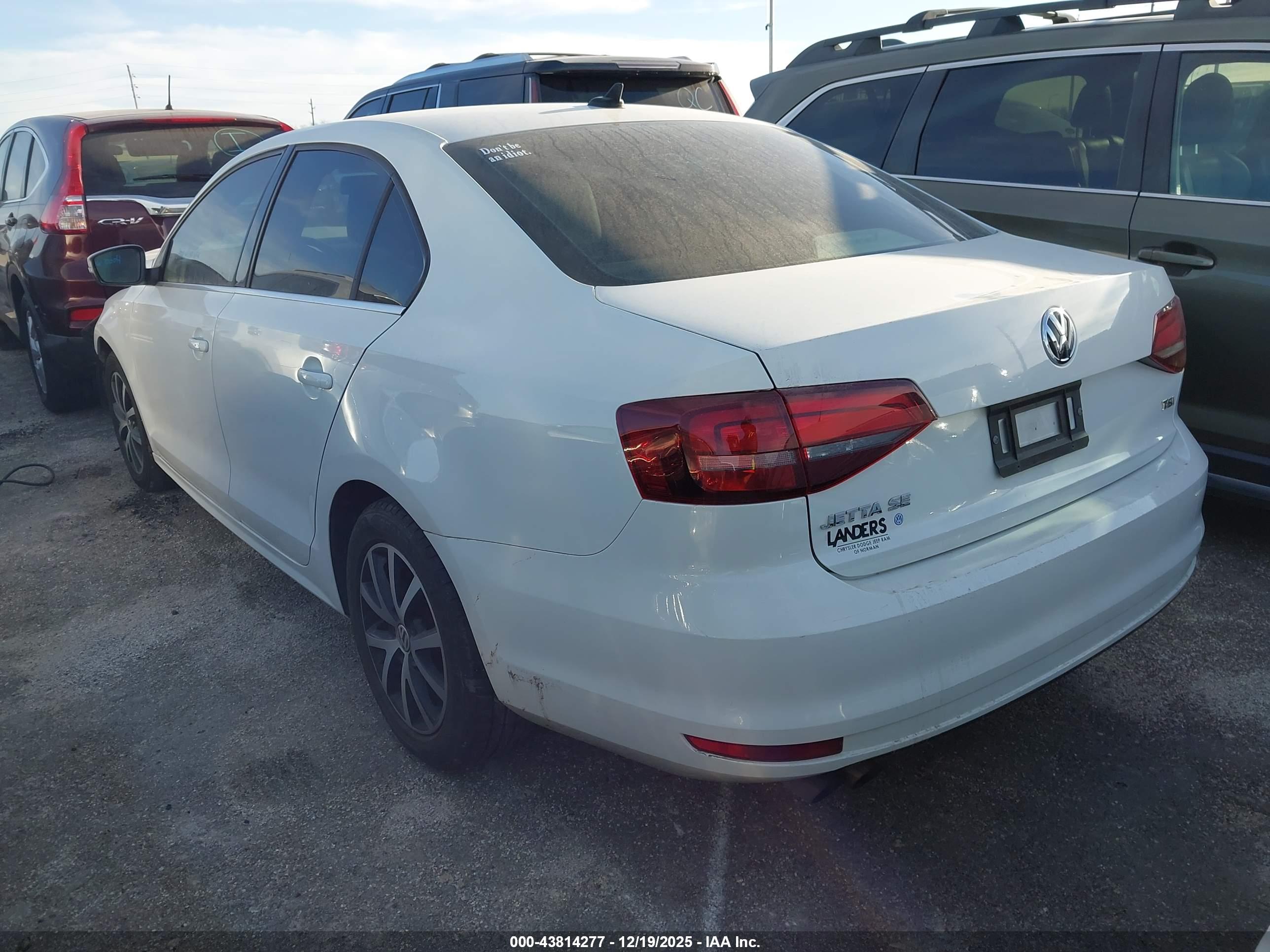 VOLKSWAGEN JETTA image 3
