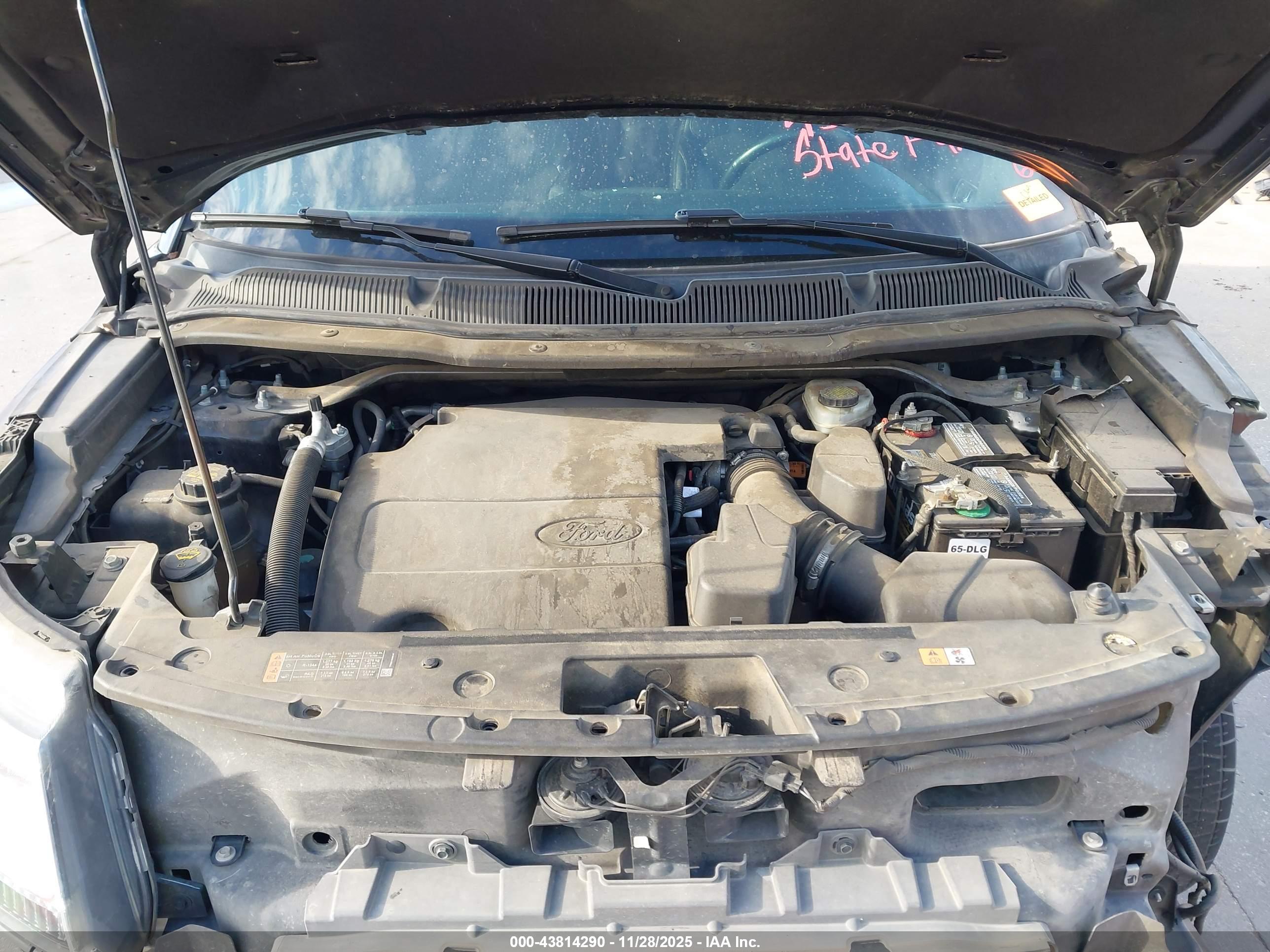 FORD EXPLORER image 10