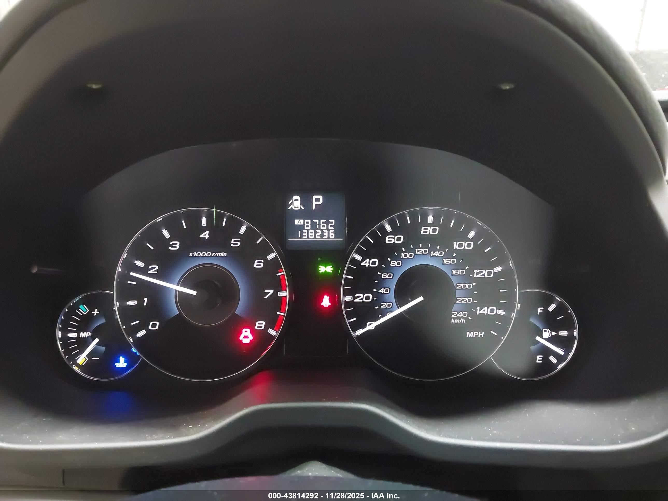 SUBARU OUTBACK image 7