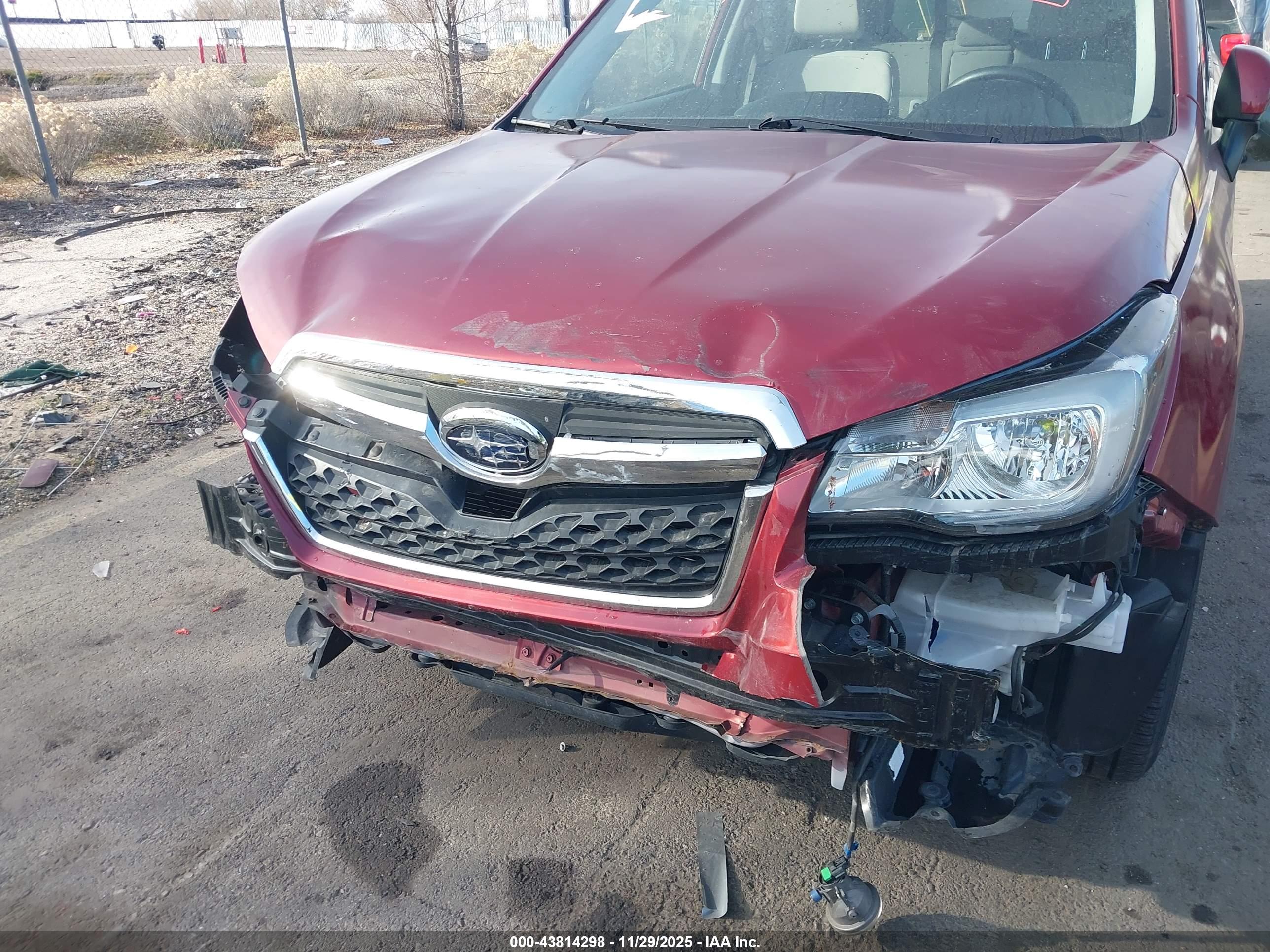 SUBARU FORESTER image 6