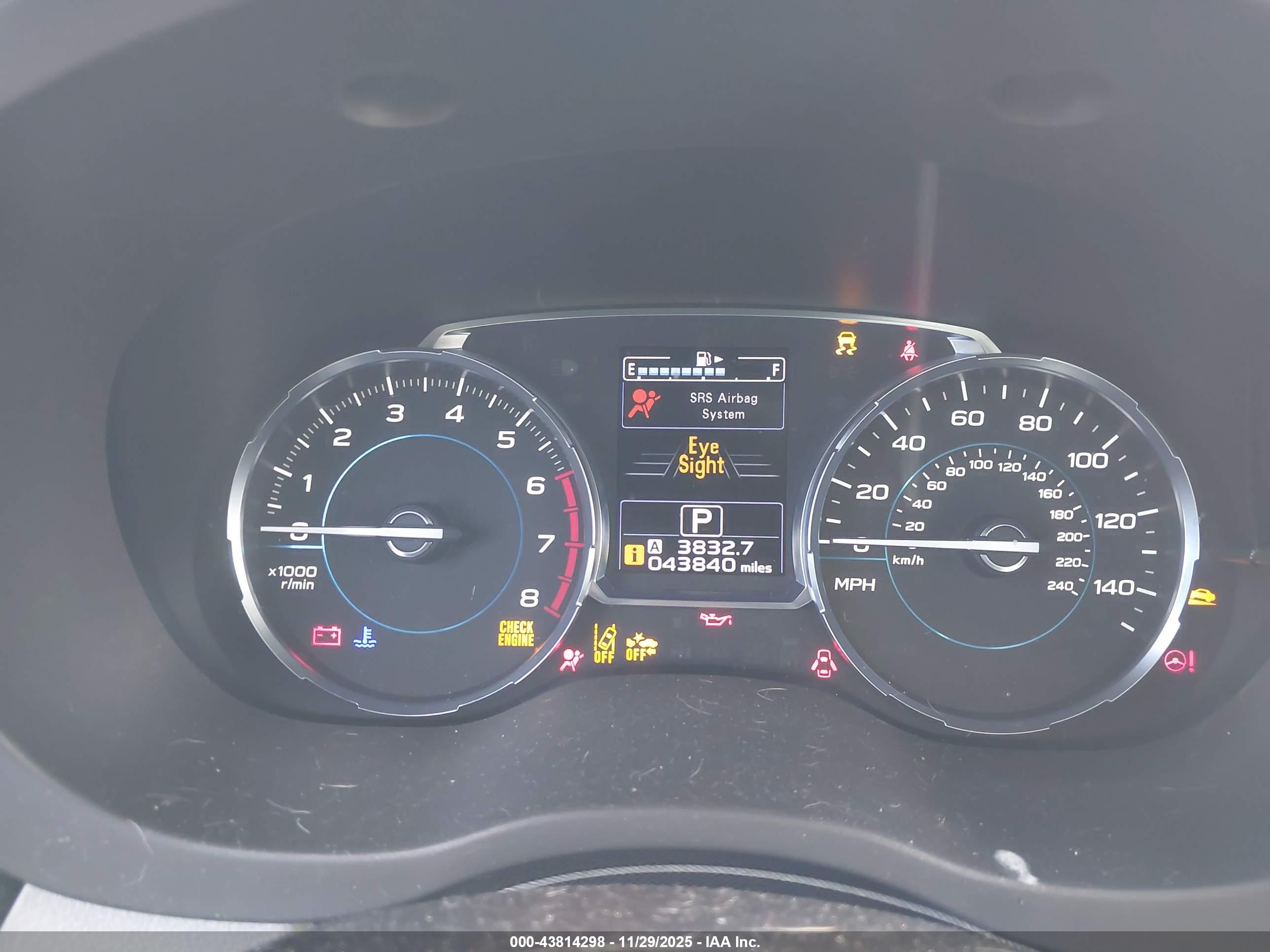 SUBARU FORESTER image 7