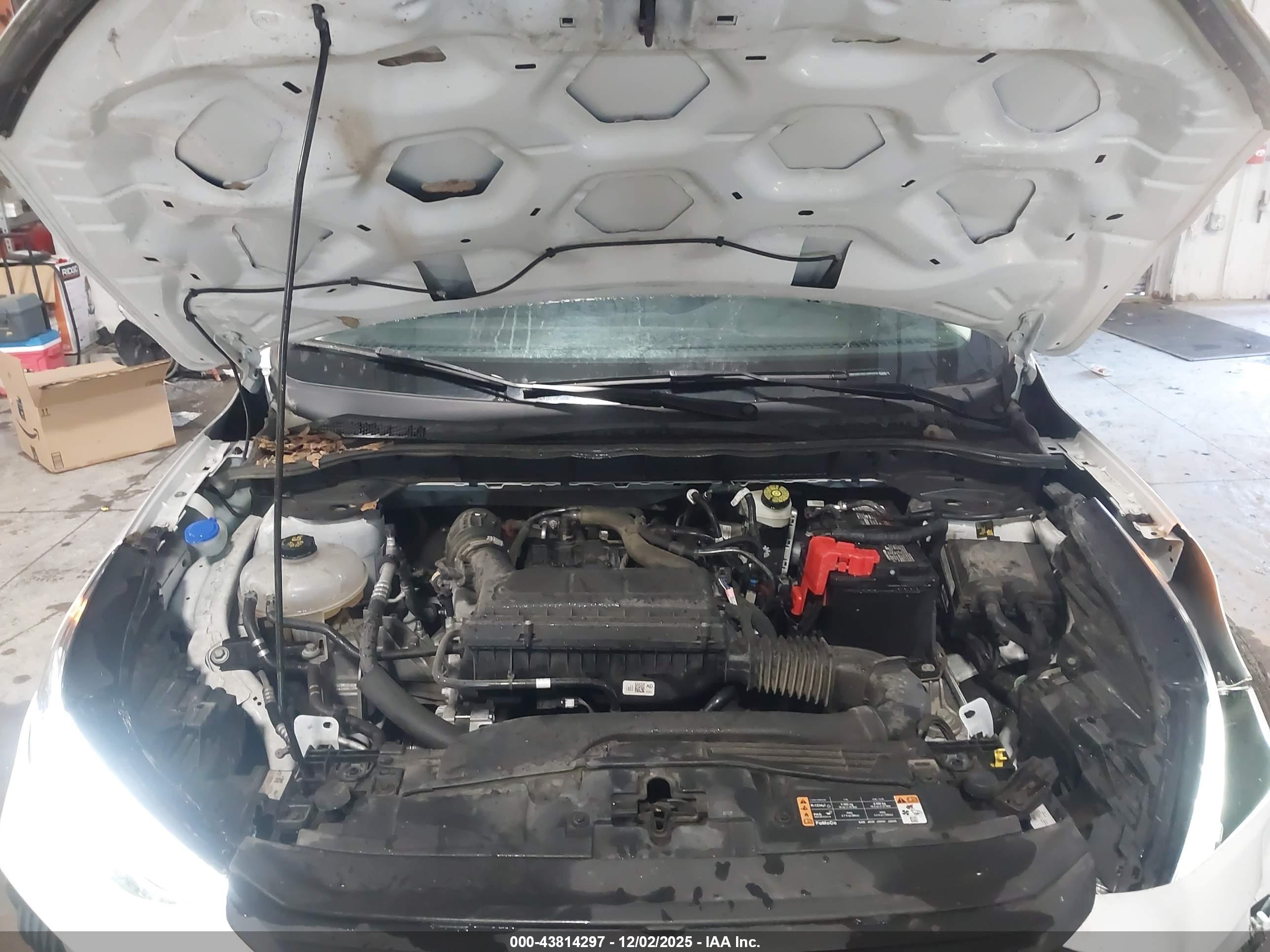 FORD ESCAPE image 10