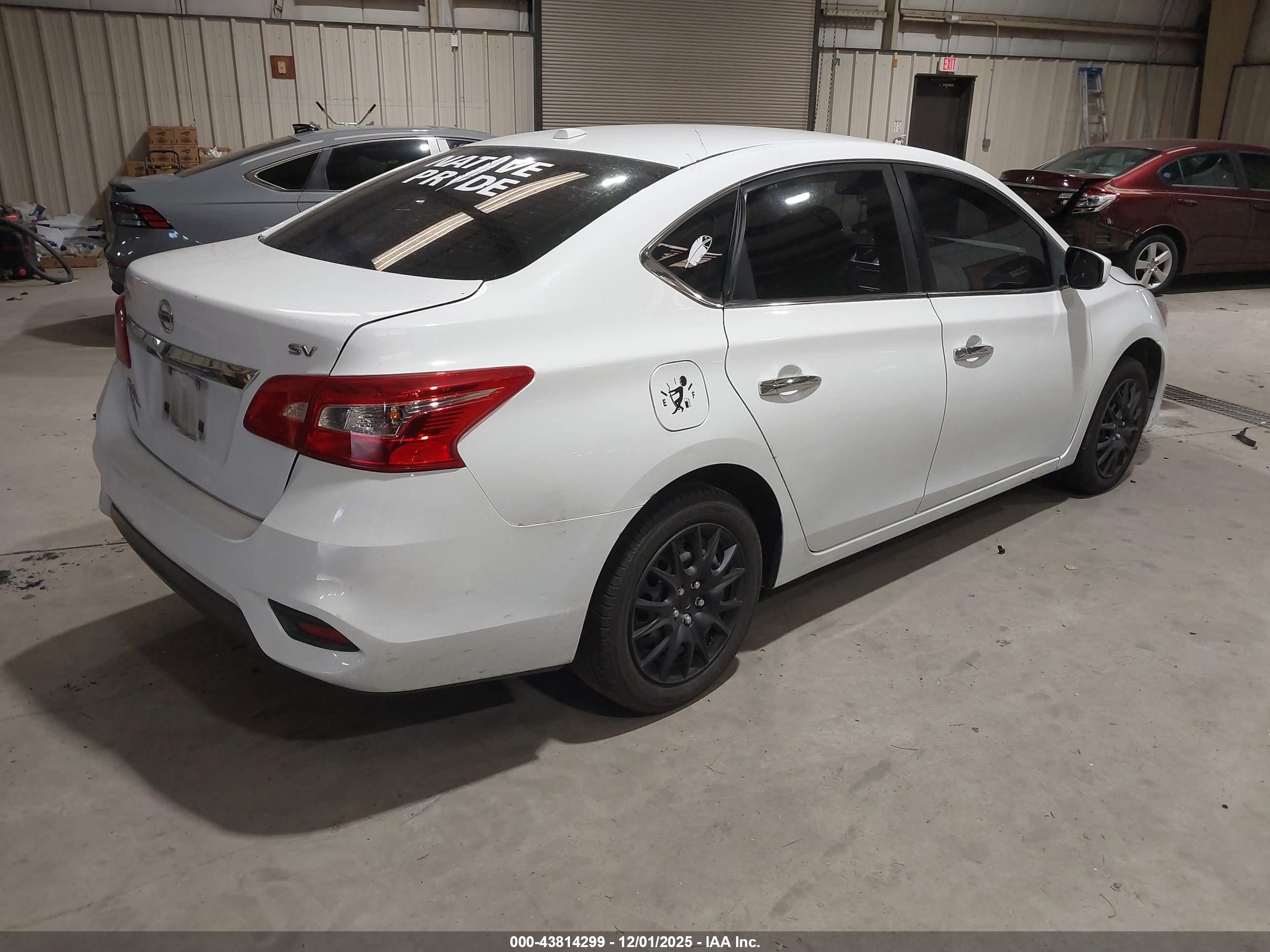 NISSAN SENTRA image 4