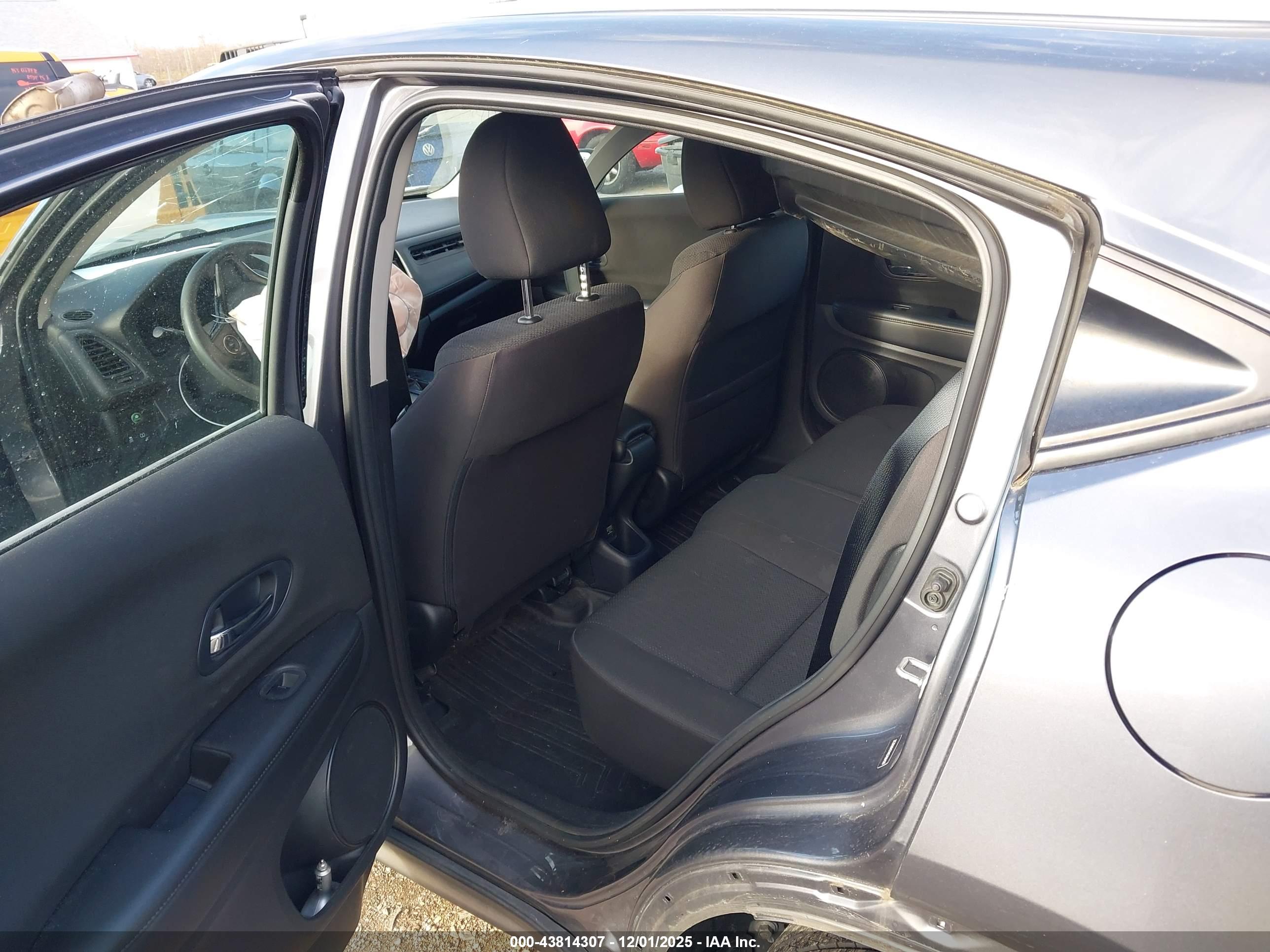 HONDA HR-V image 8