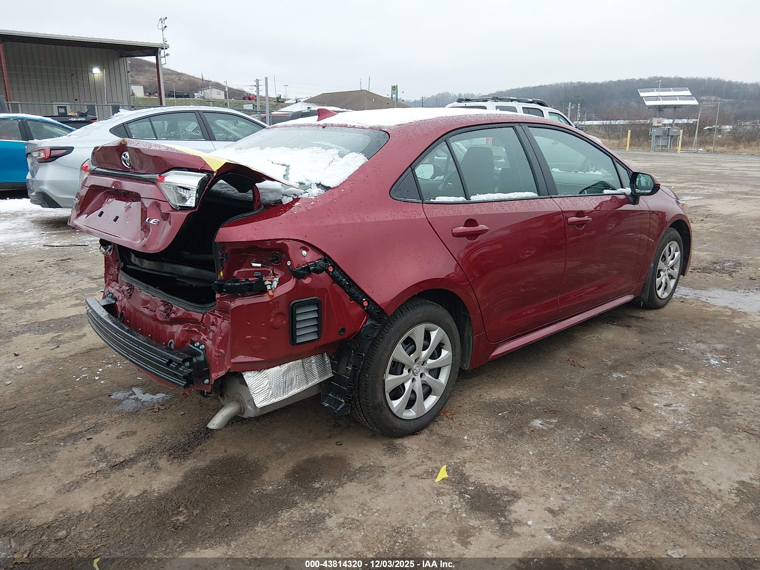 TOYOTA COROLLA image 4