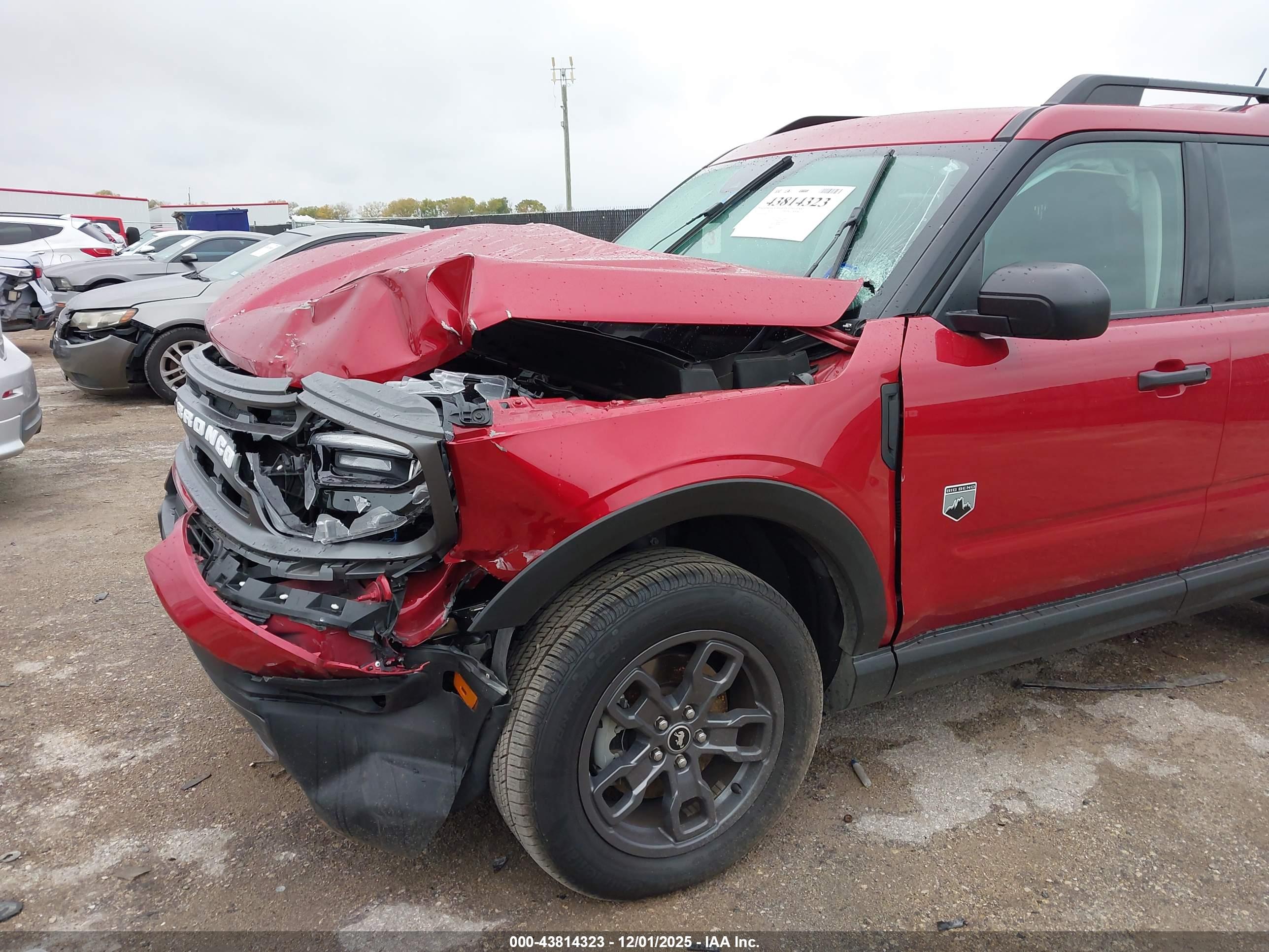 FORD BRONCO image 6