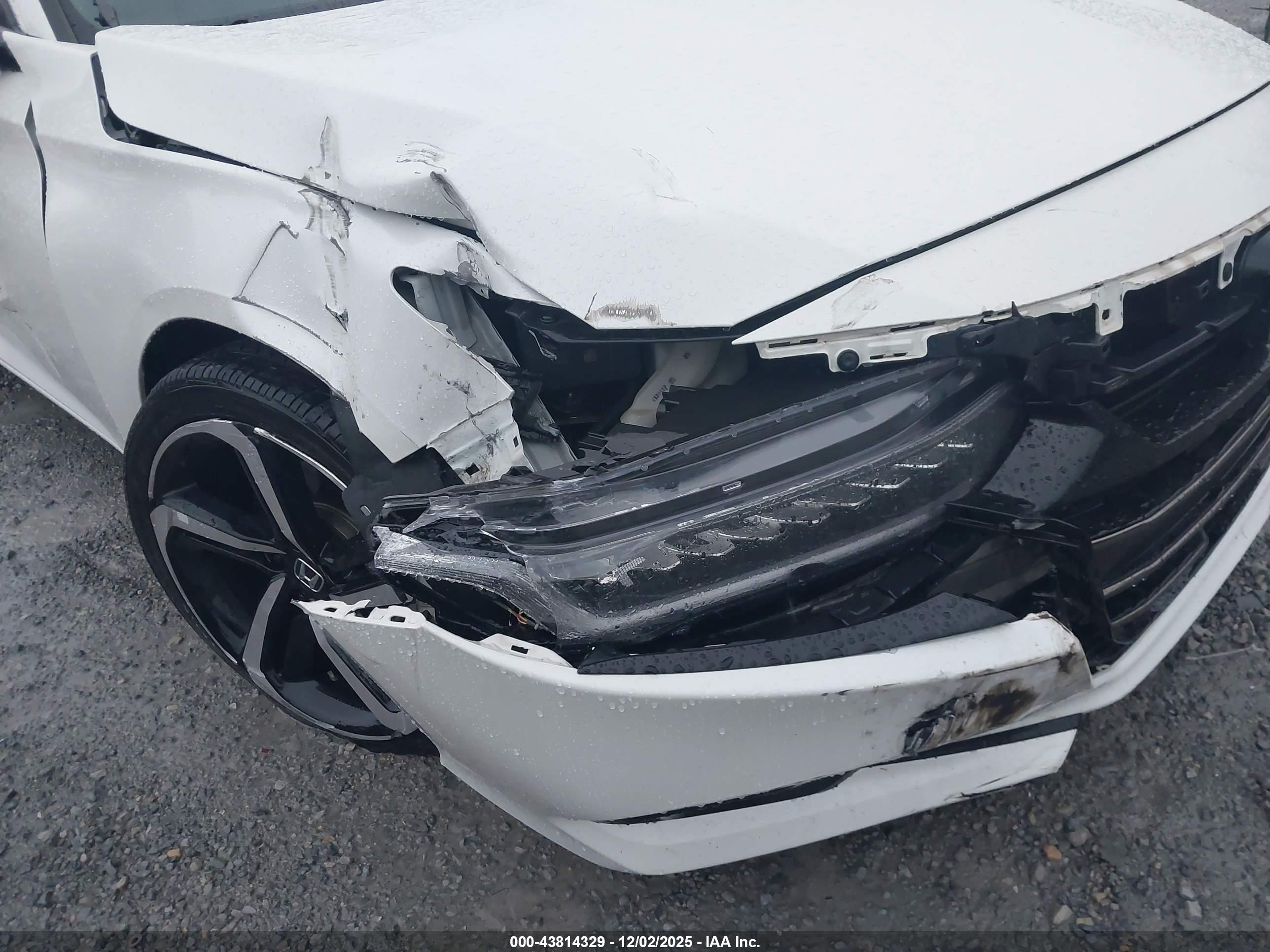 HONDA ACCORD image 6