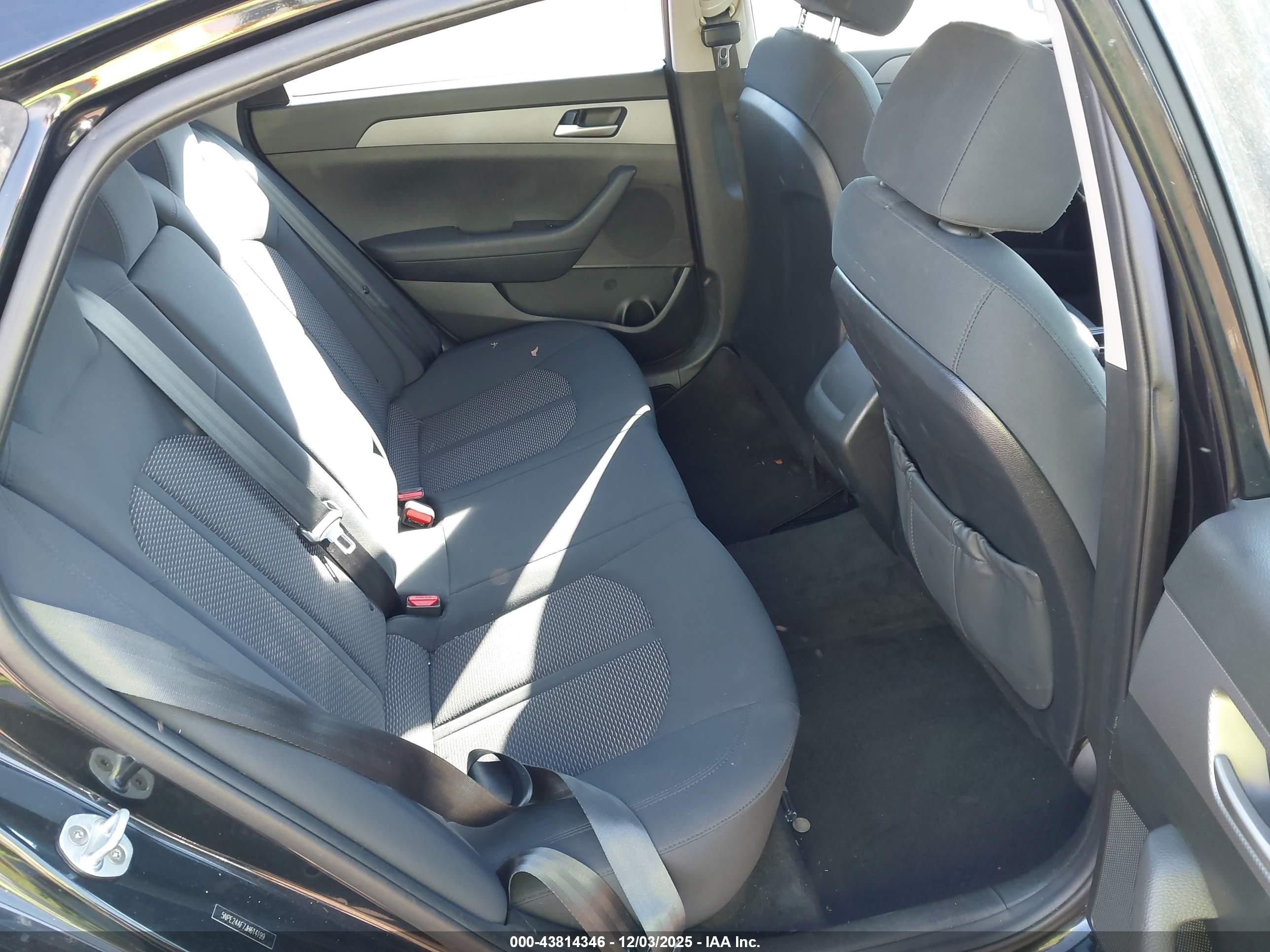 HYUNDAI SONATA image 8