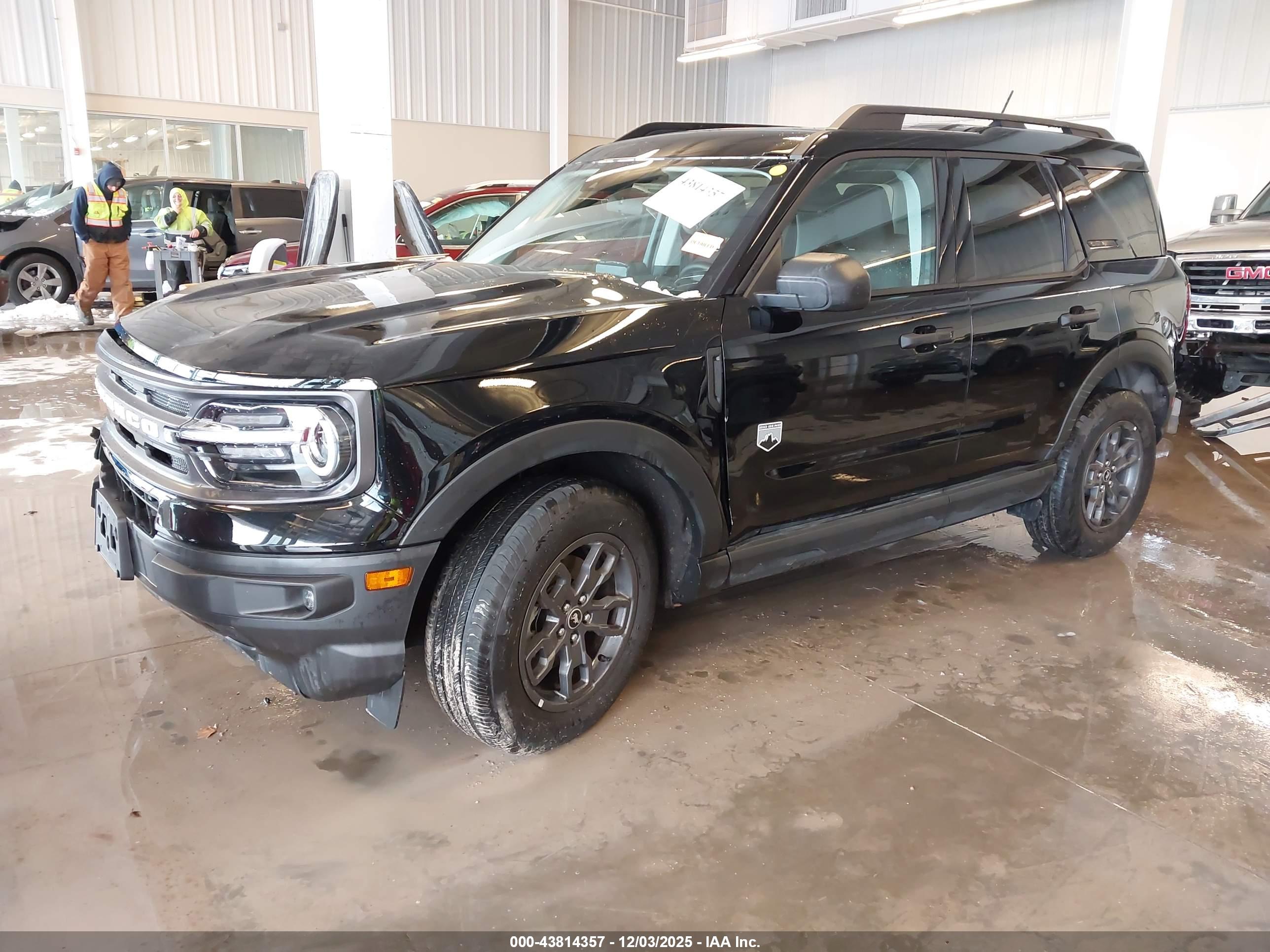 FORD BRONCO image 2