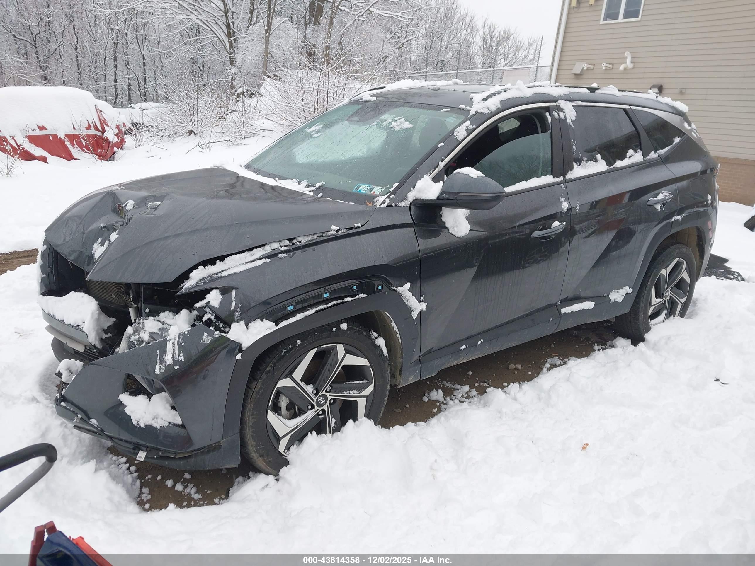 HYUNDAI TUCSON image 2
