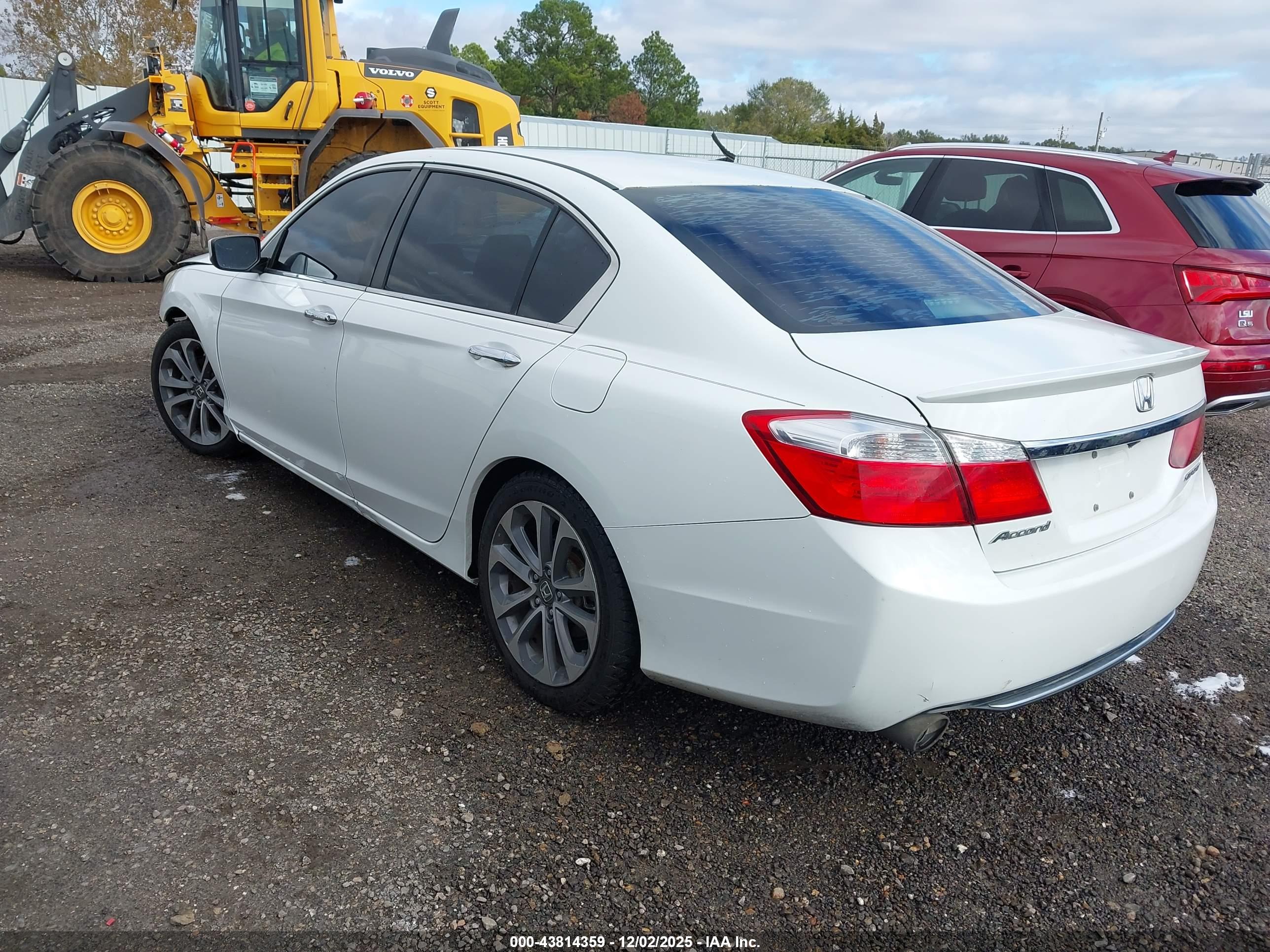 HONDA ACCORD image 3