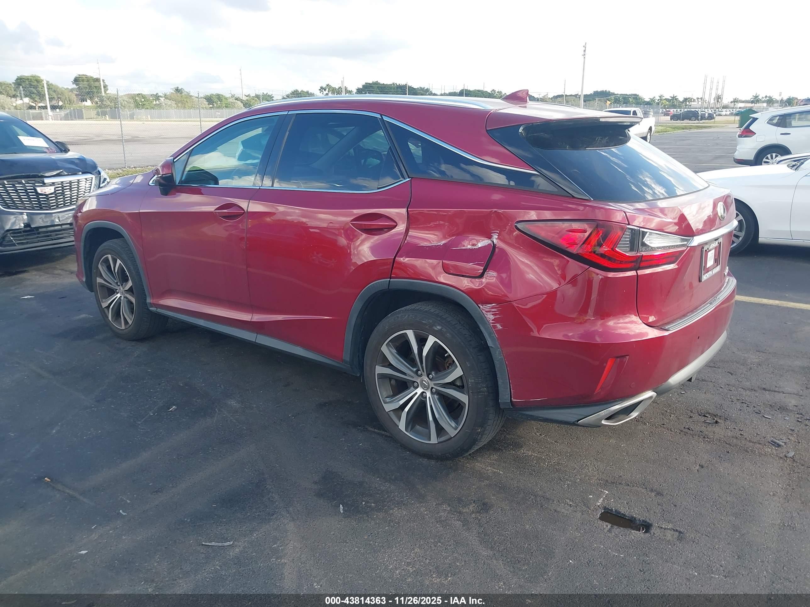 LEXUS RX image 3