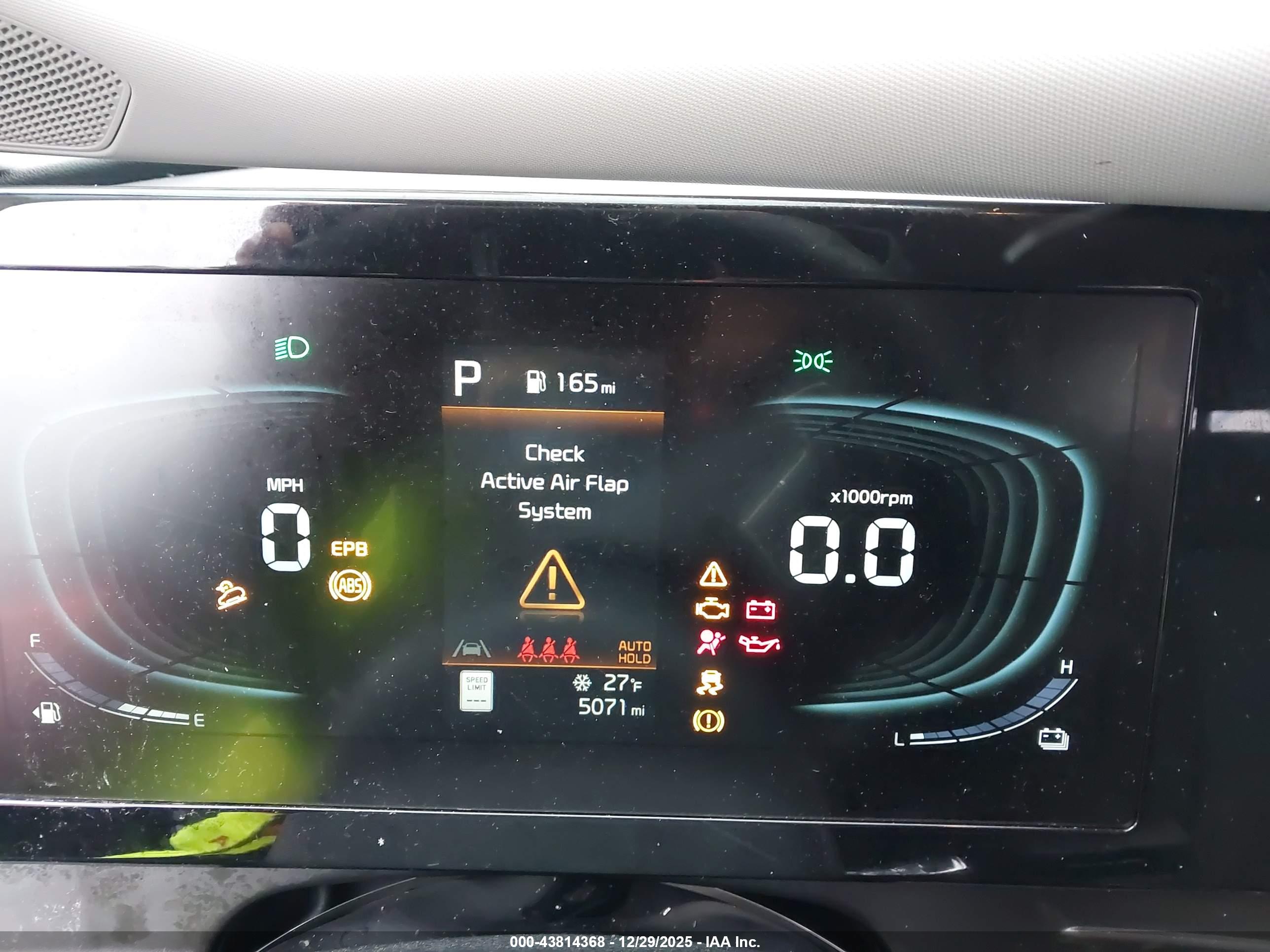 KIA SPORTAGE image 7