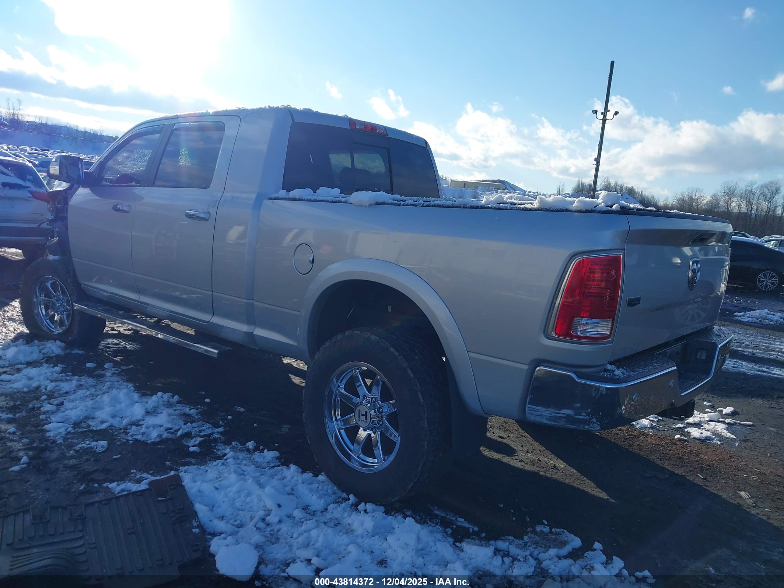 RAM 2500 image 3
