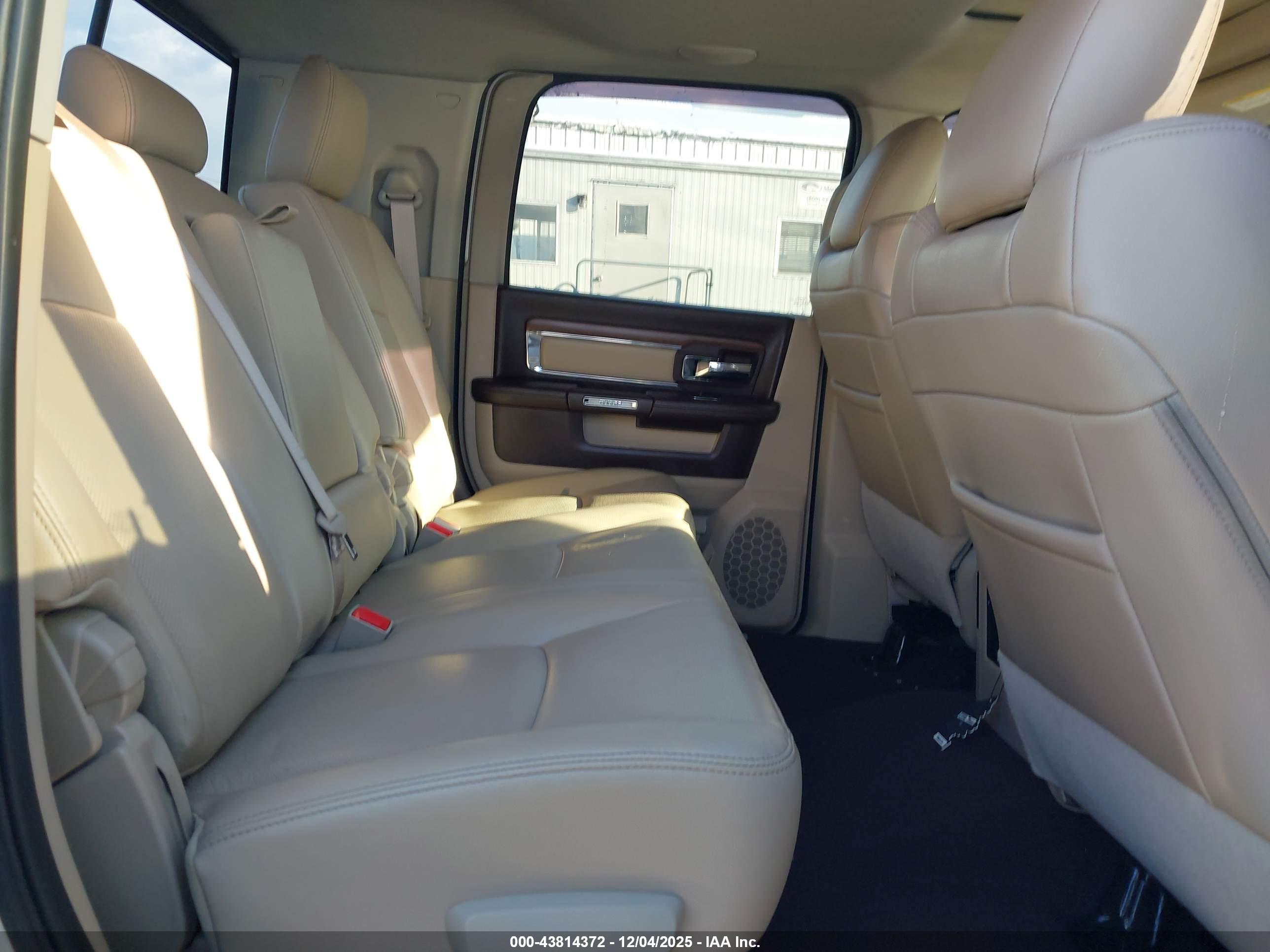 RAM 2500 image 8