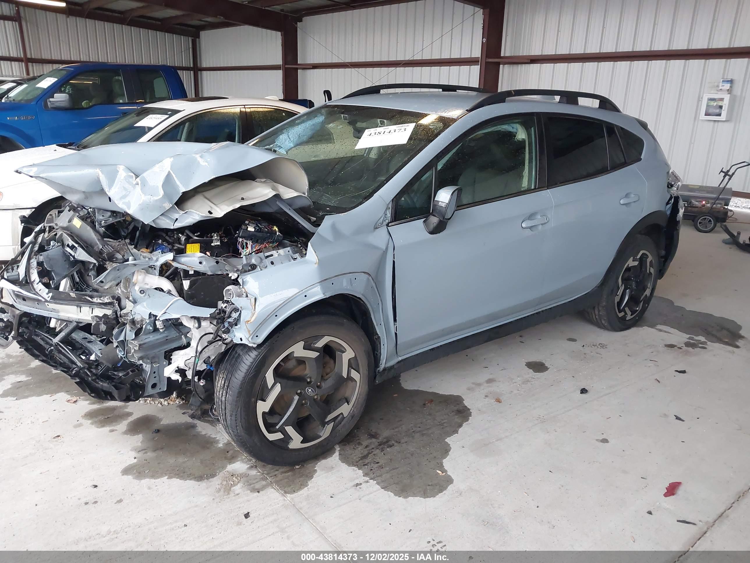 SUBARU CROSSTREK image 2