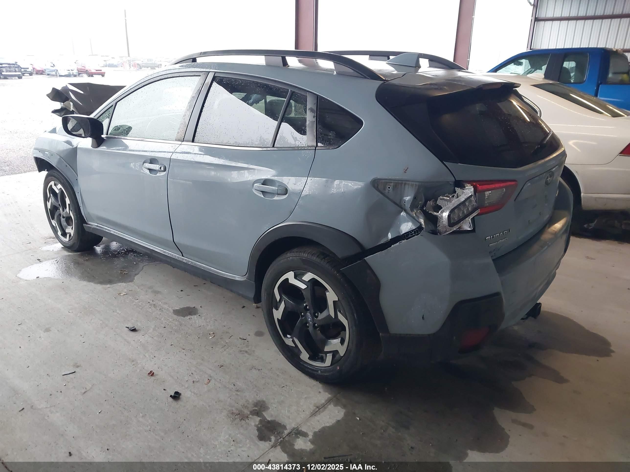 SUBARU CROSSTREK image 3