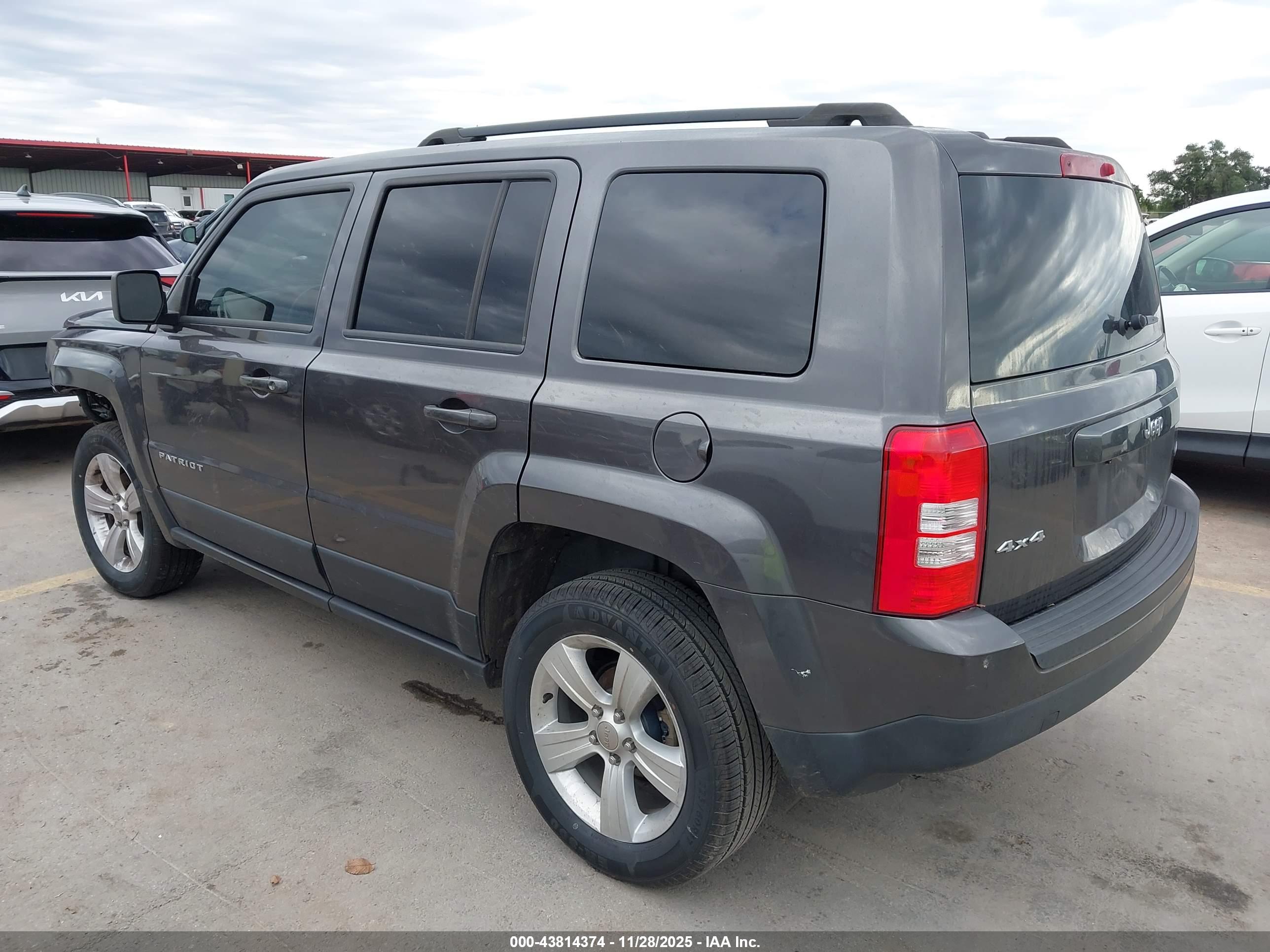 JEEP PATRIOT image 3