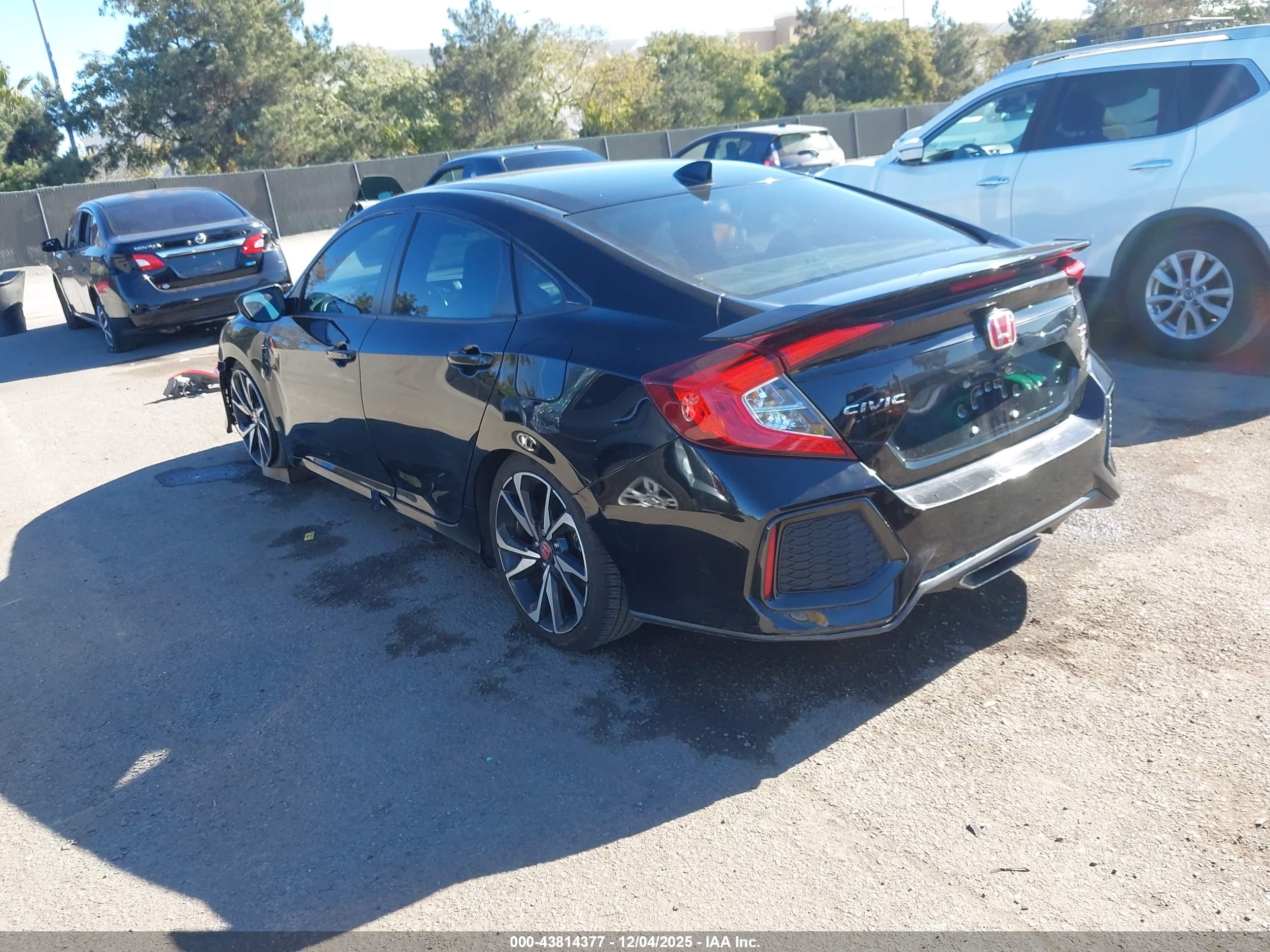 HONDA CIVIC image 3