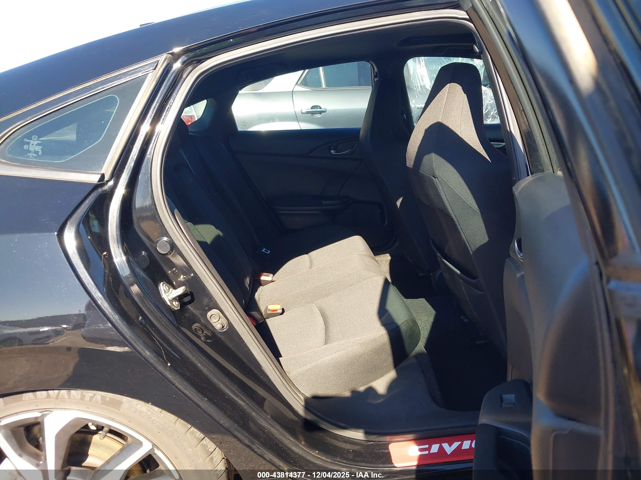 HONDA CIVIC image 8