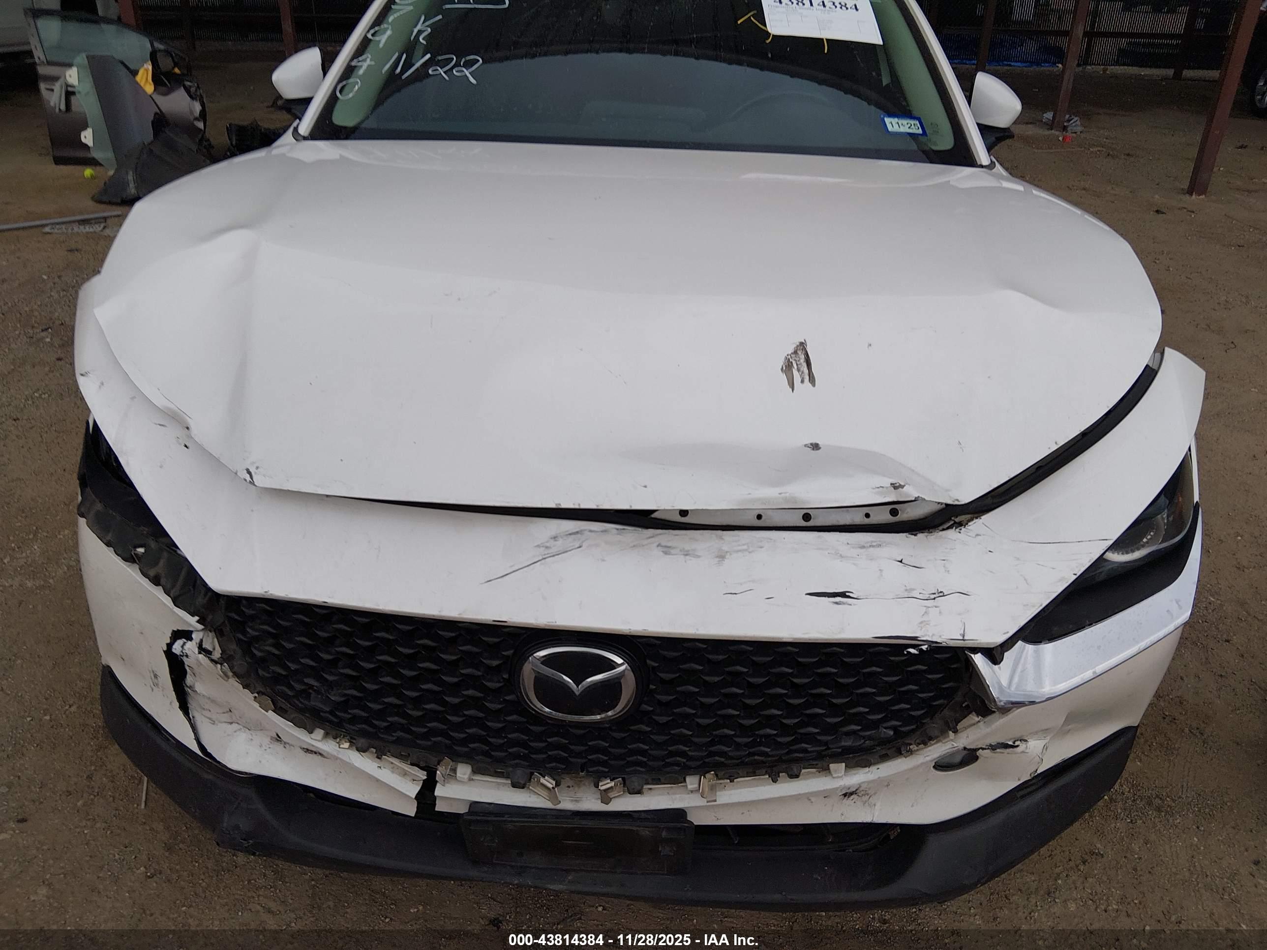 MAZDA CX-30 image 6