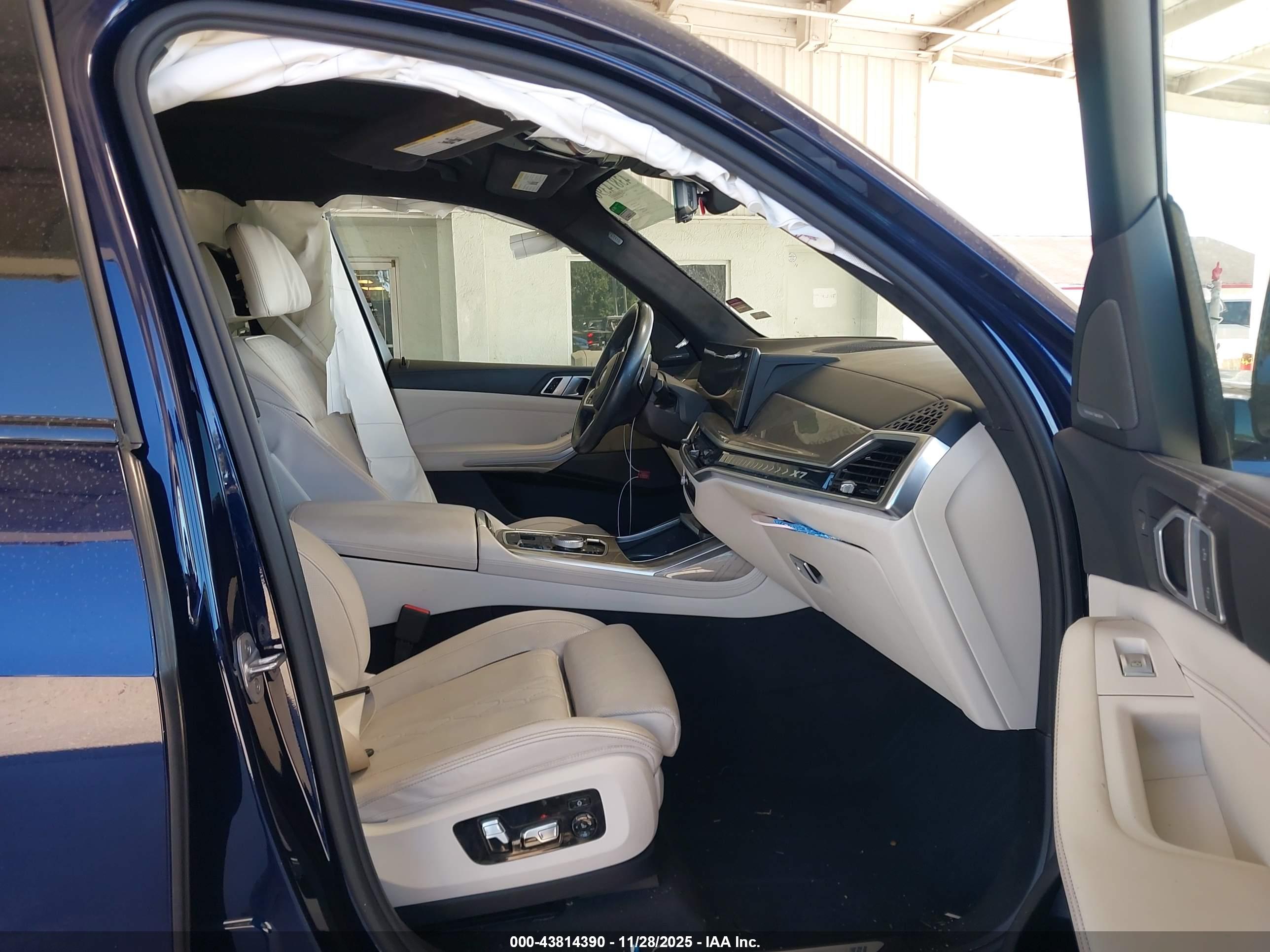 BMW X7 image 5