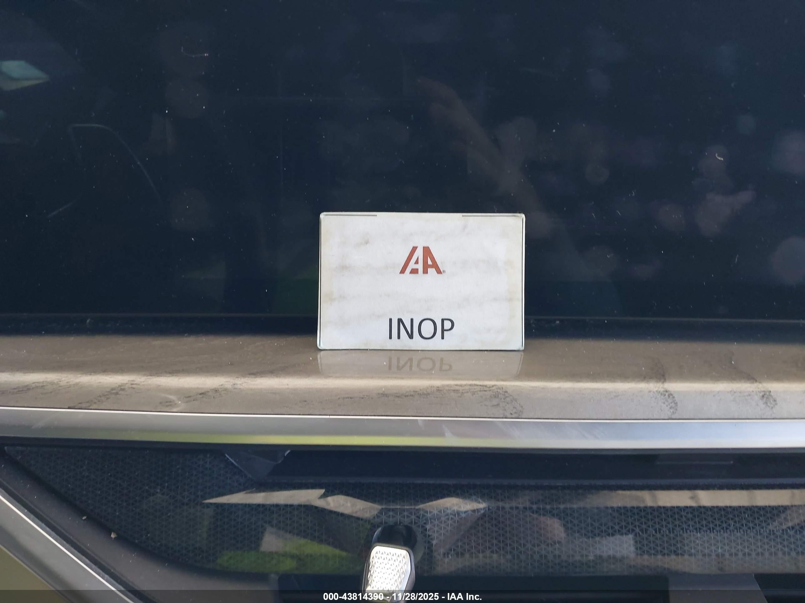 BMW X7 image 7