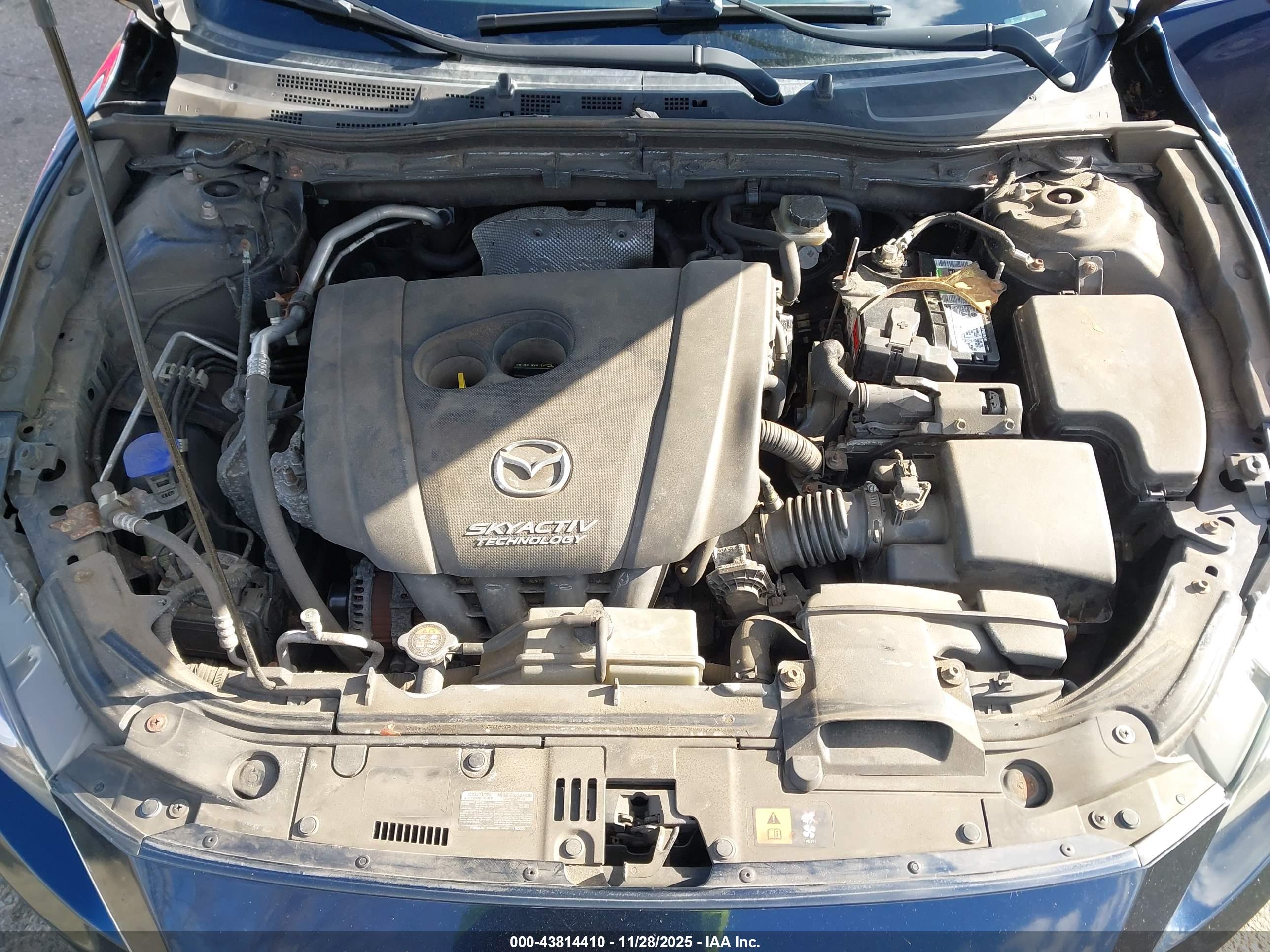 MAZDA MAZDA3 image 10