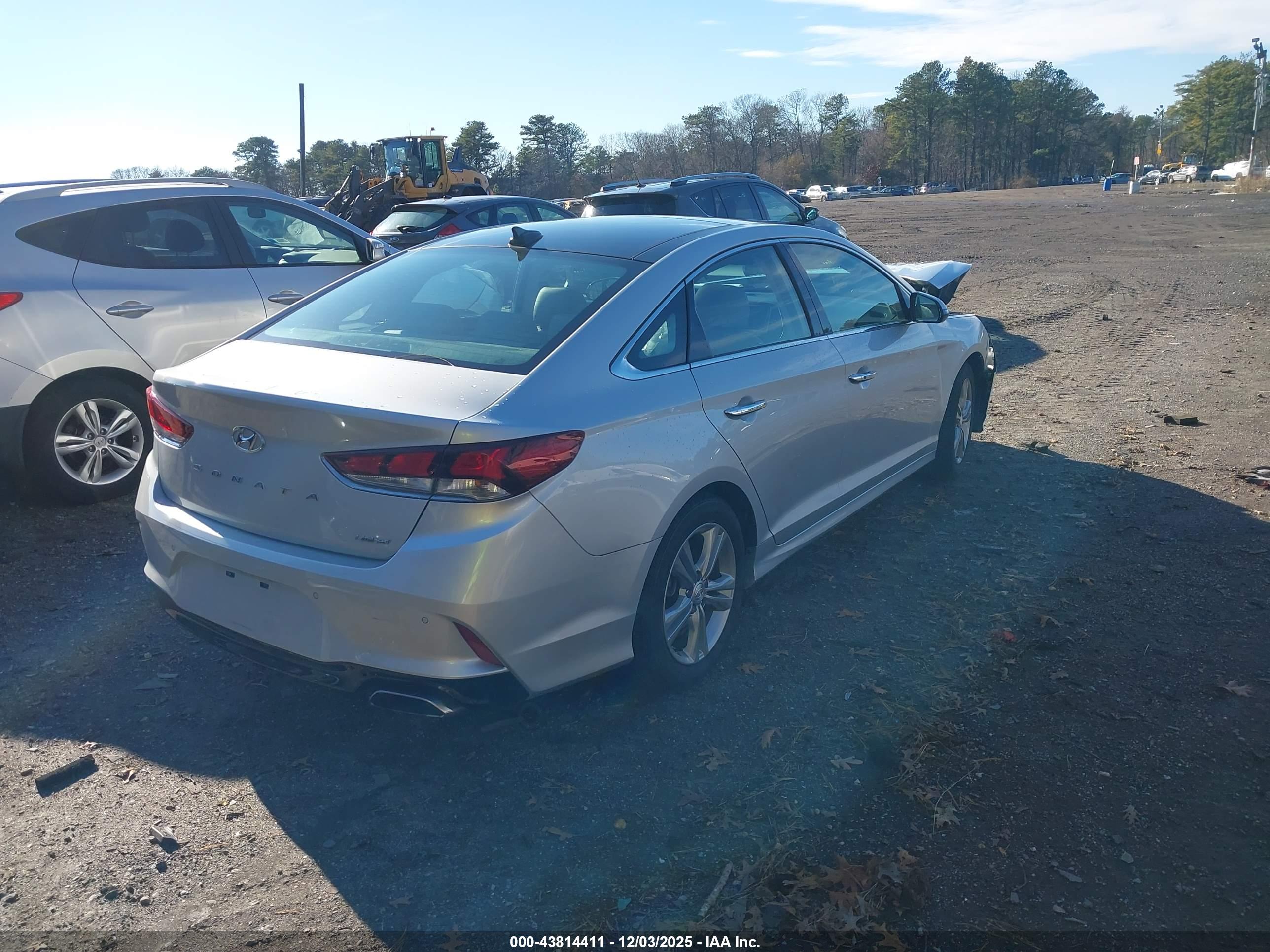 HYUNDAI SONATA image 4
