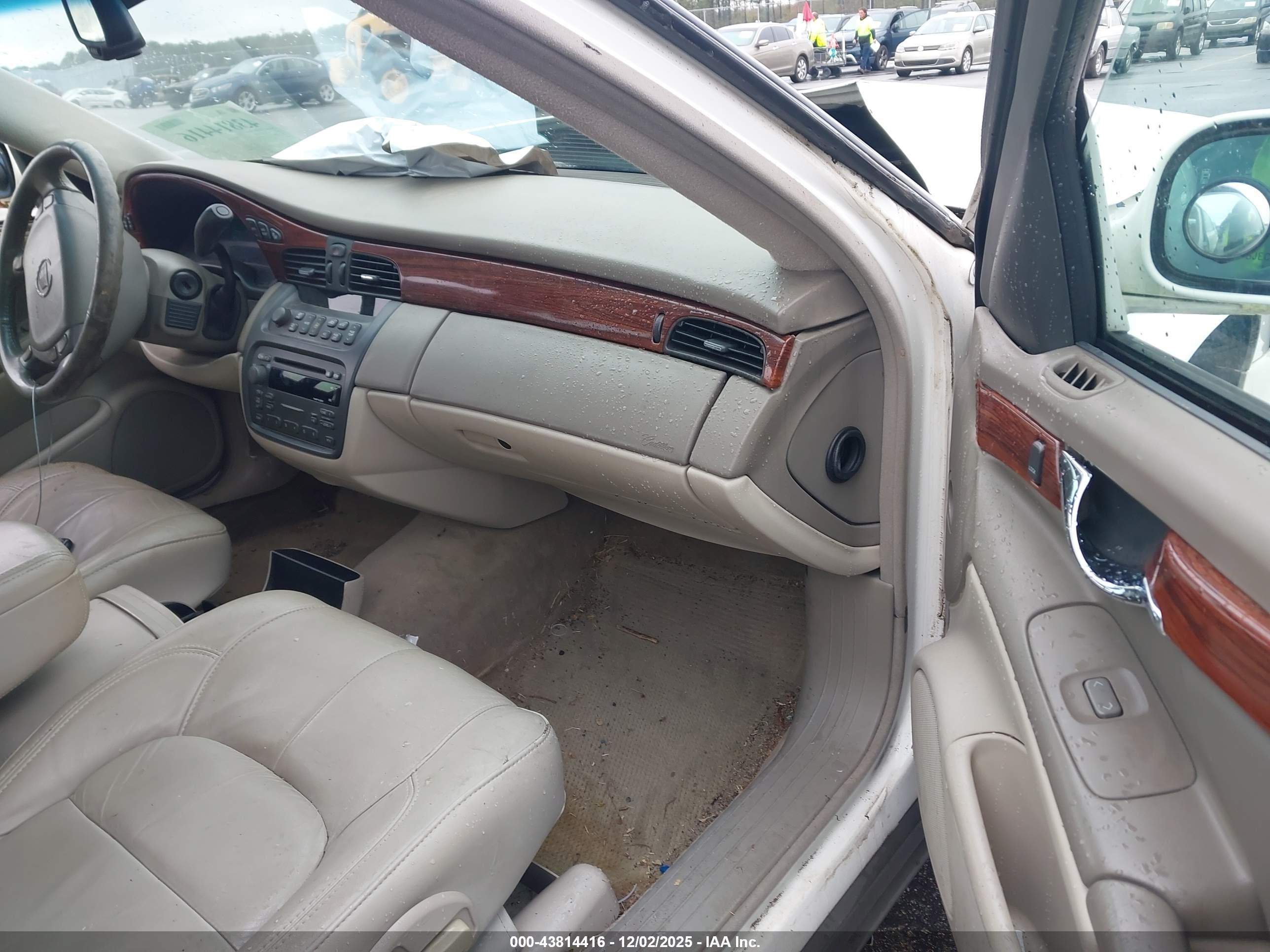 CADILLAC DEVILLE image 5