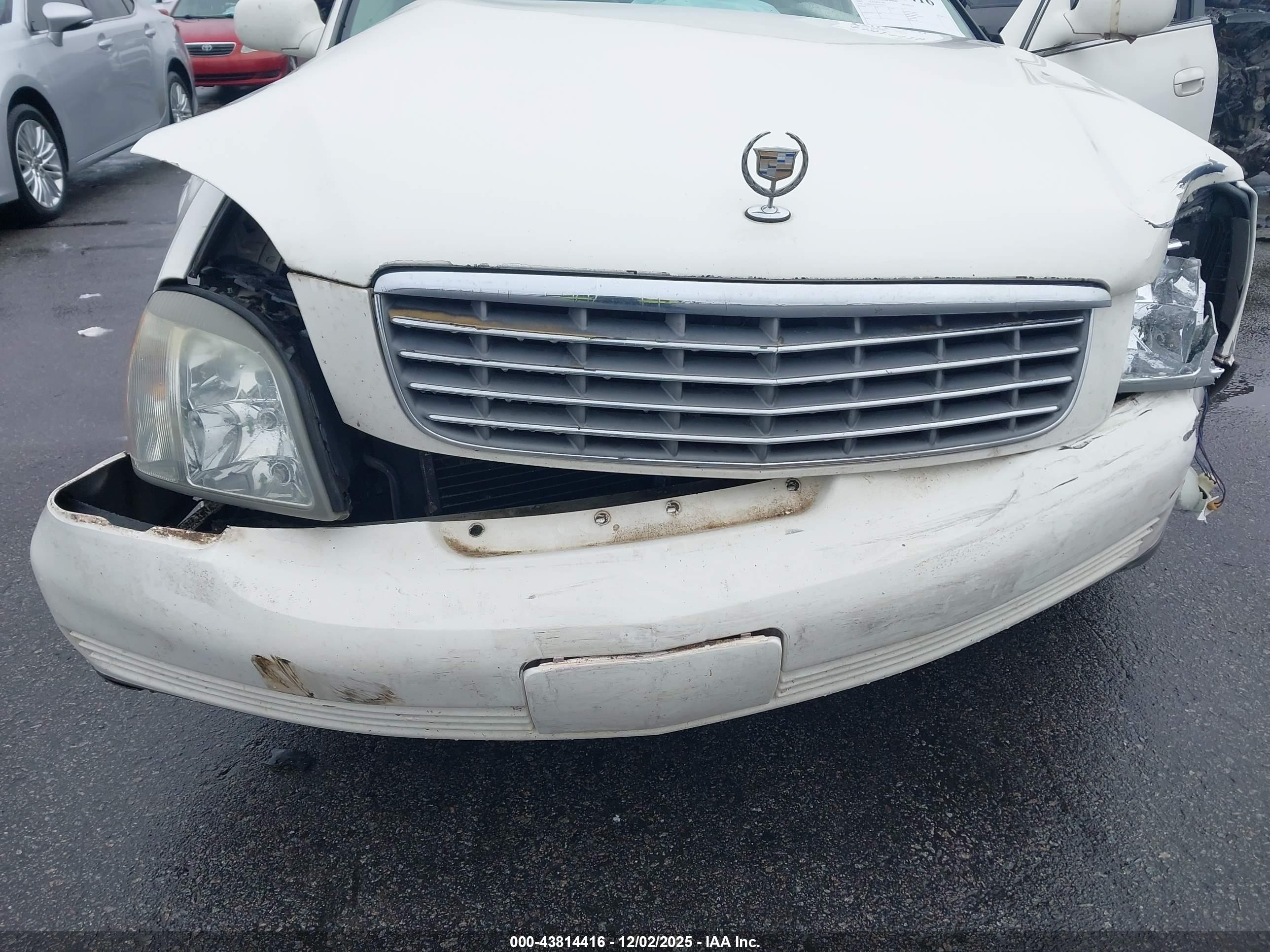 CADILLAC DEVILLE image 6