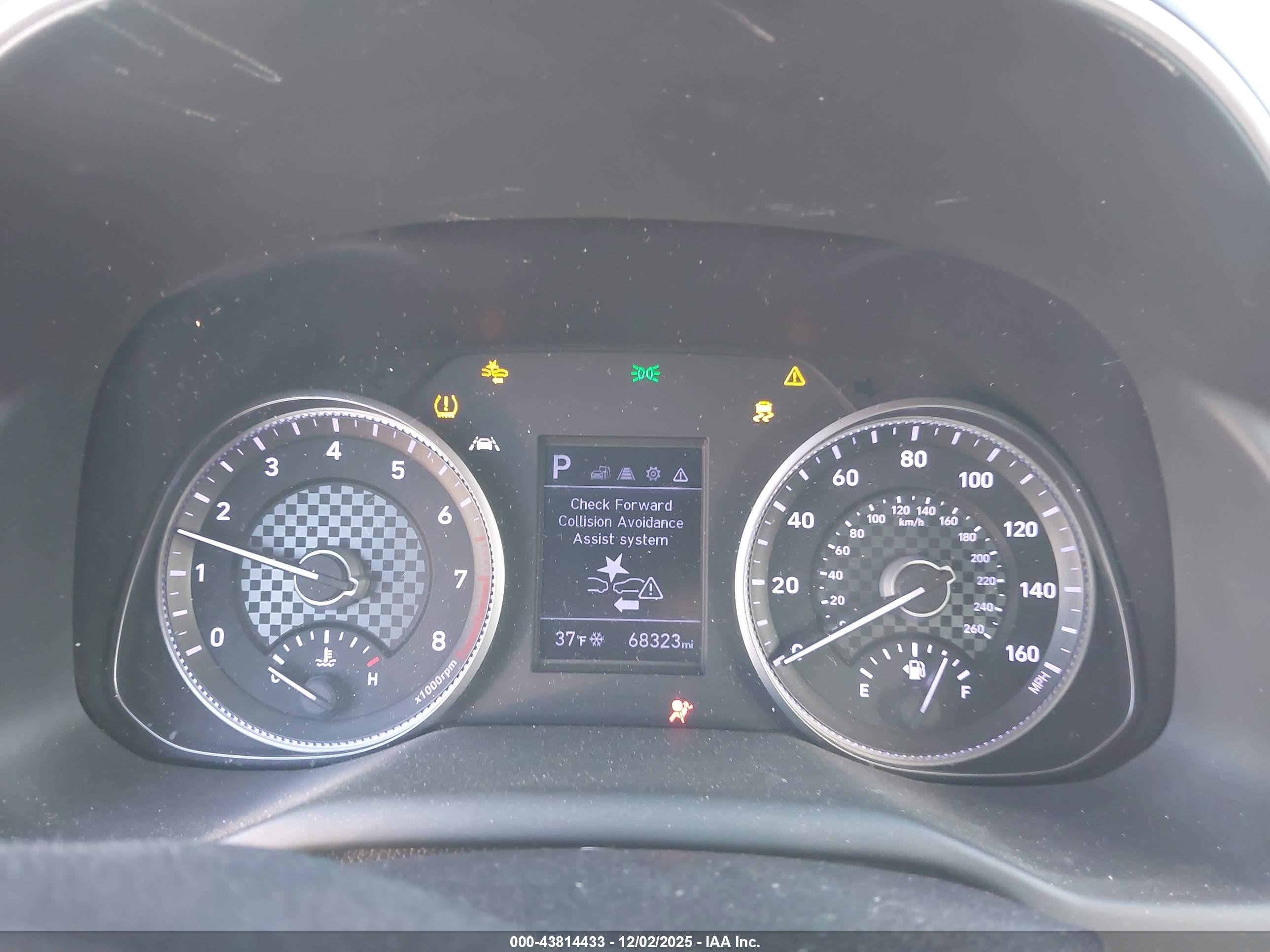 HYUNDAI ELANTRA image 7