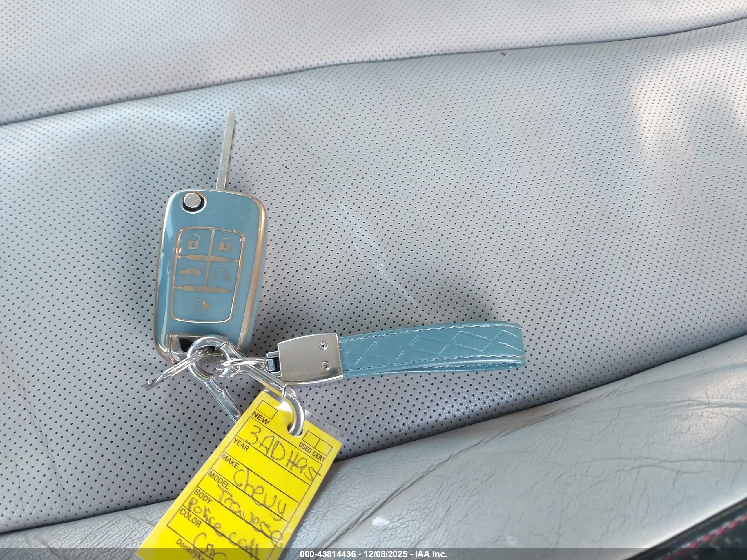 CHEVROLET EQUINOX image 11