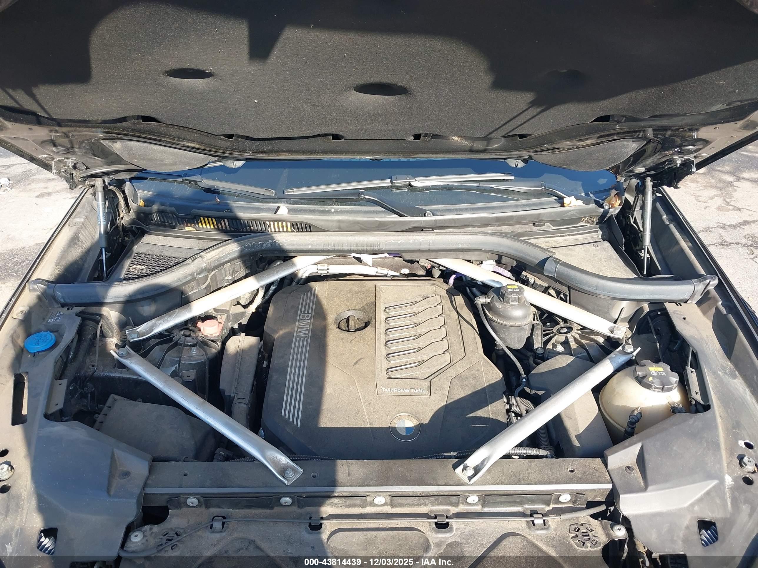 BMW X5 image 10