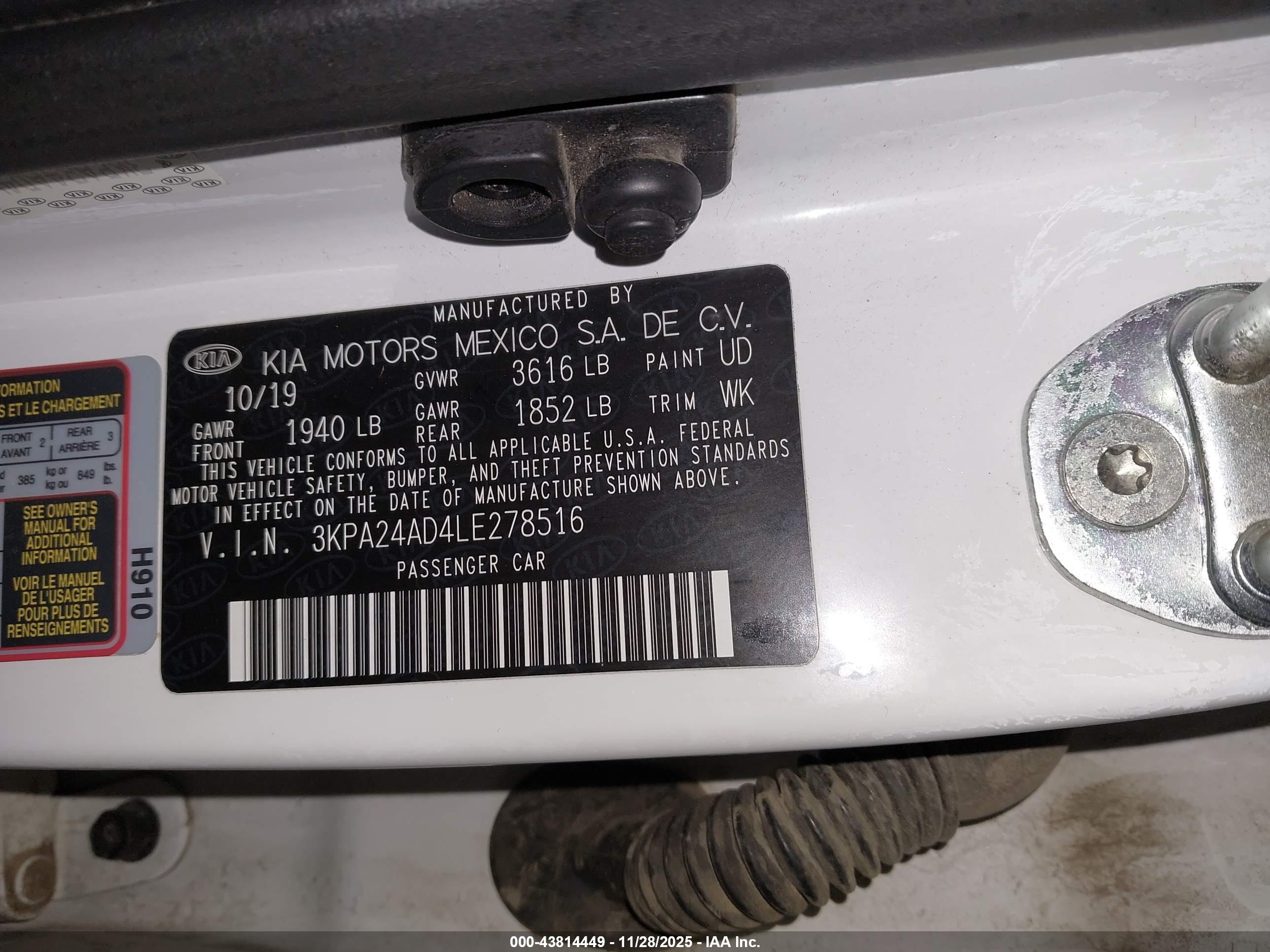 KIA RIO image 9